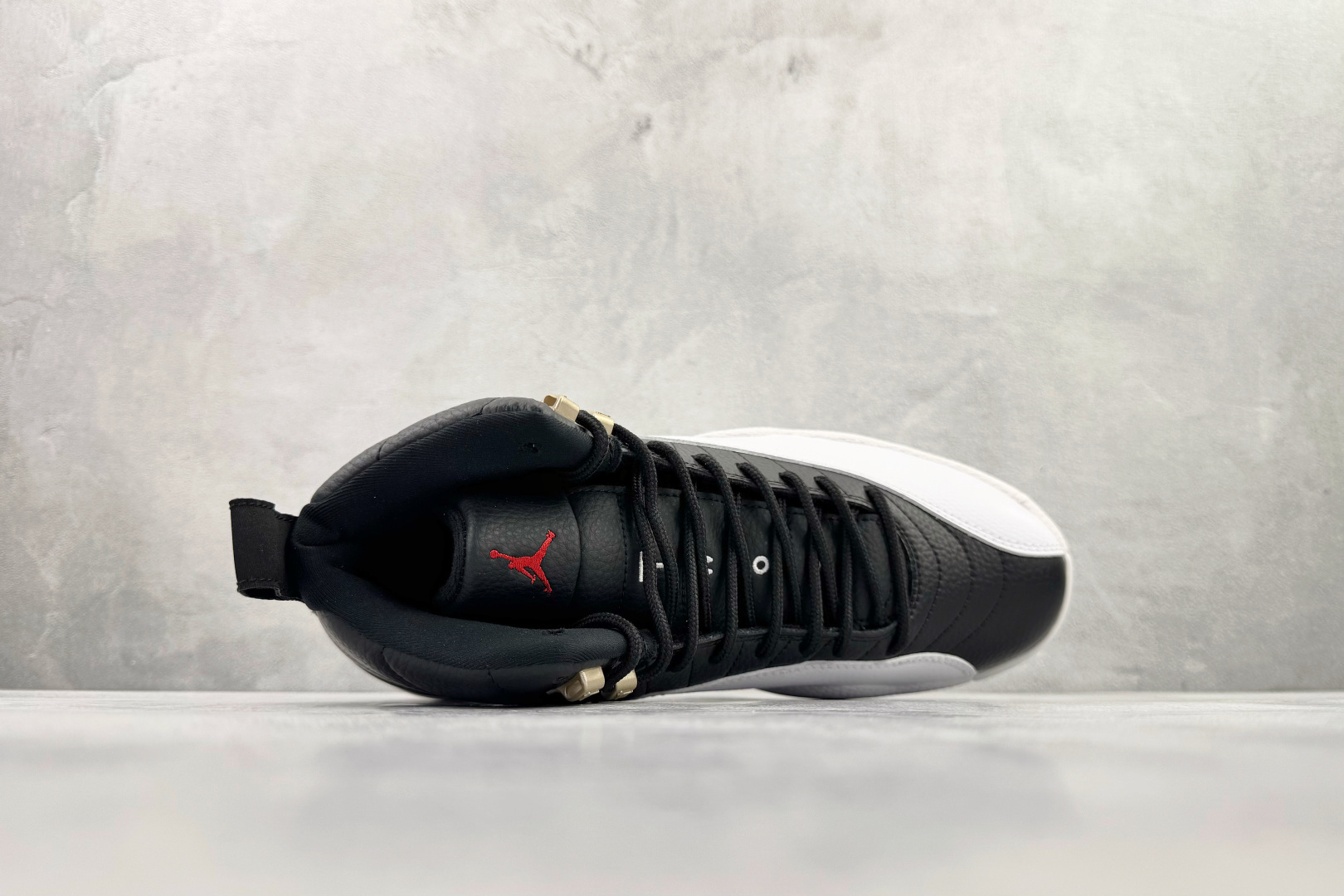 Jordan Air Jordan 12 白黑 ct8013-006 Jordan Air Jordan 12 白黑 ct8013-006
