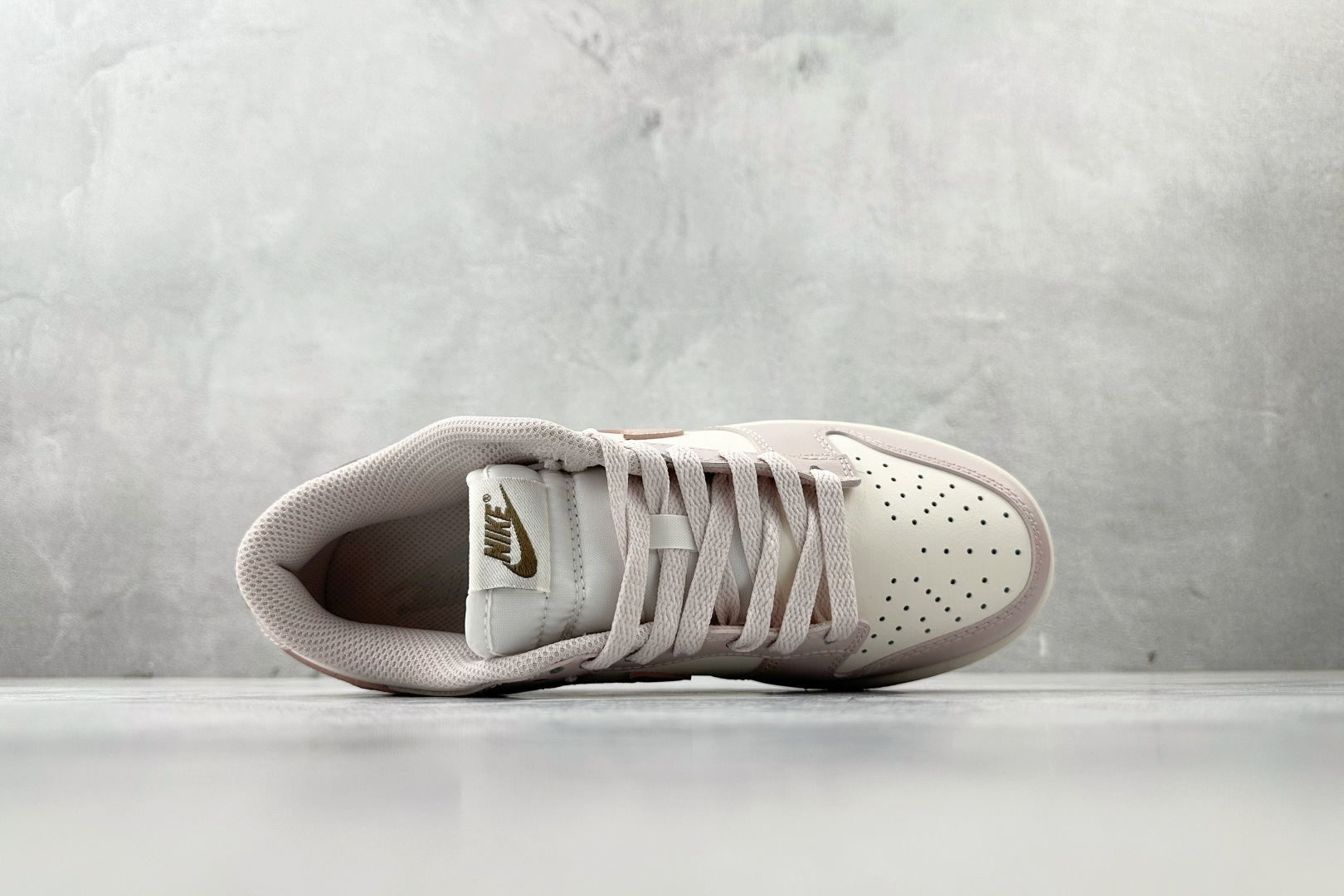 Nike Dunk Low 柔雾粉 IM6572-602