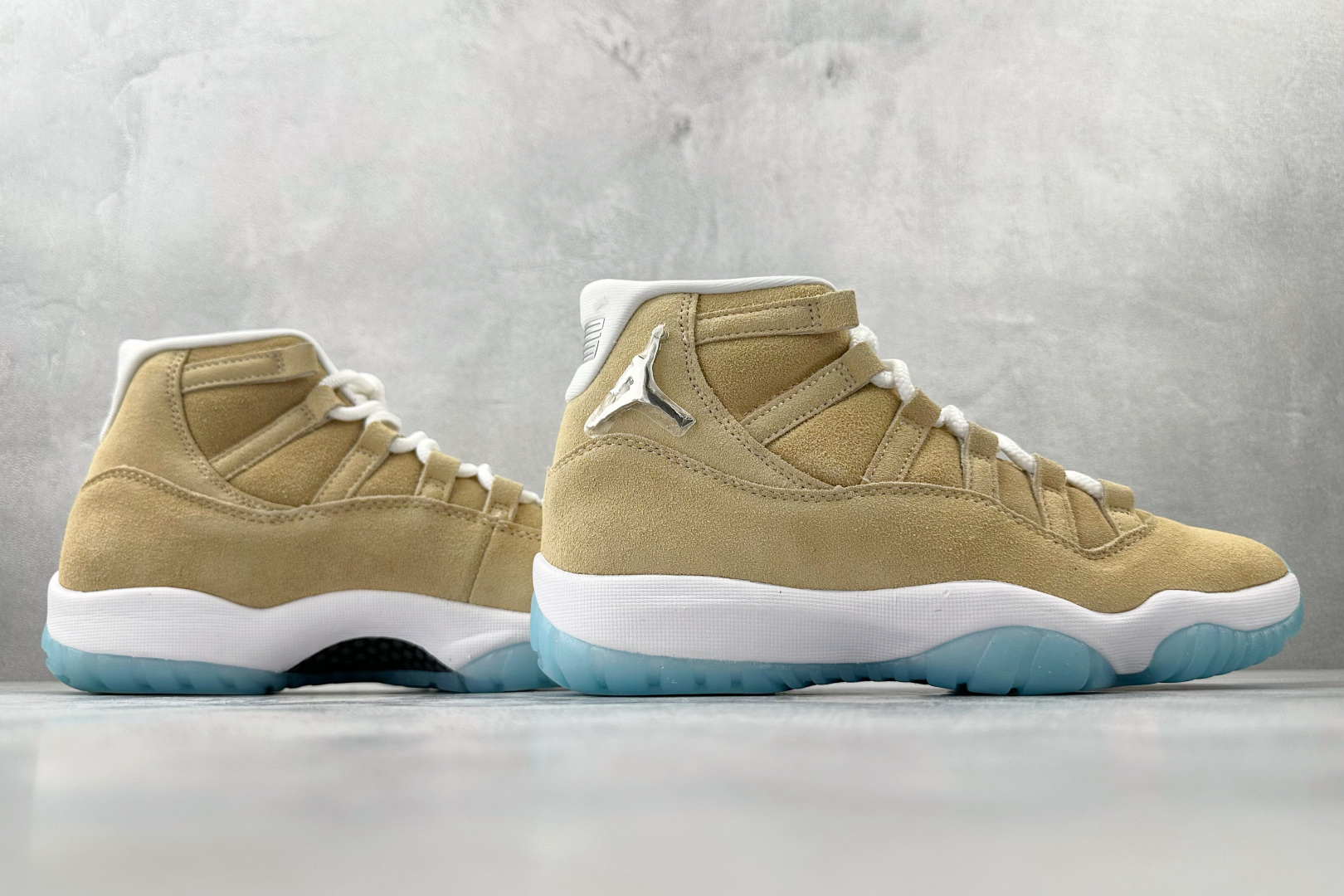 口碑神作 Jordan Air Jordan 11 Retro ”H-TOWN” 北美限定 白蓝 IO8960-707