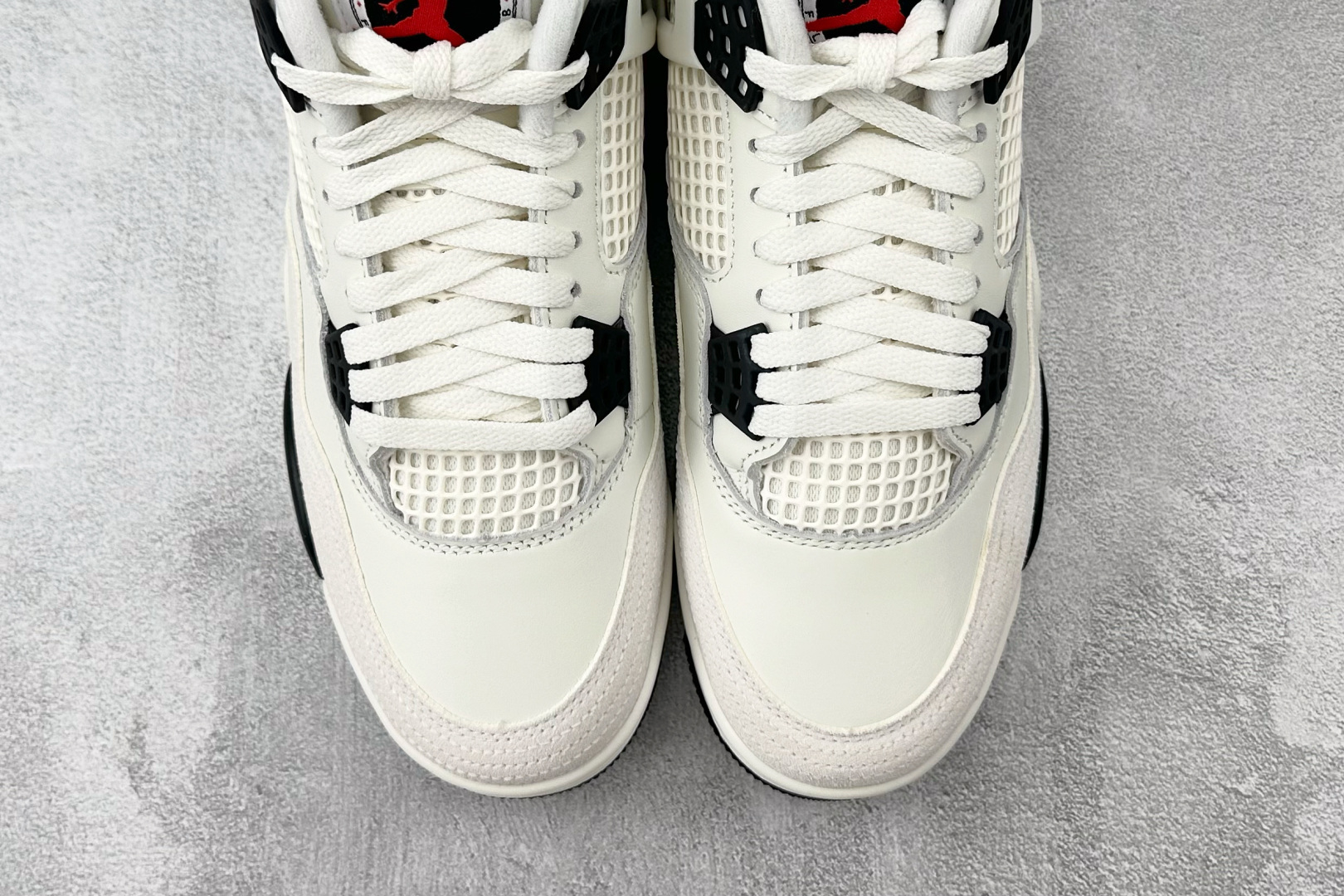 顶级纯原 完美复刻 Jordan Air Jordan 4 Retro 黑白 IM4002-100