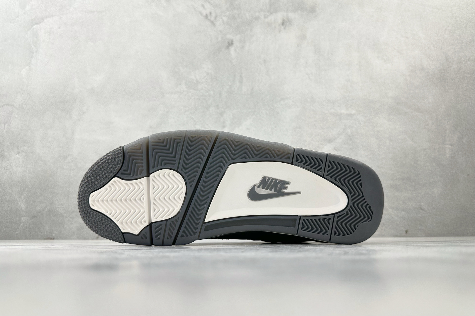 顶级纯原 完美复刻 Jordan Air Jordan 4 Retro 灰砖 HF4340-002