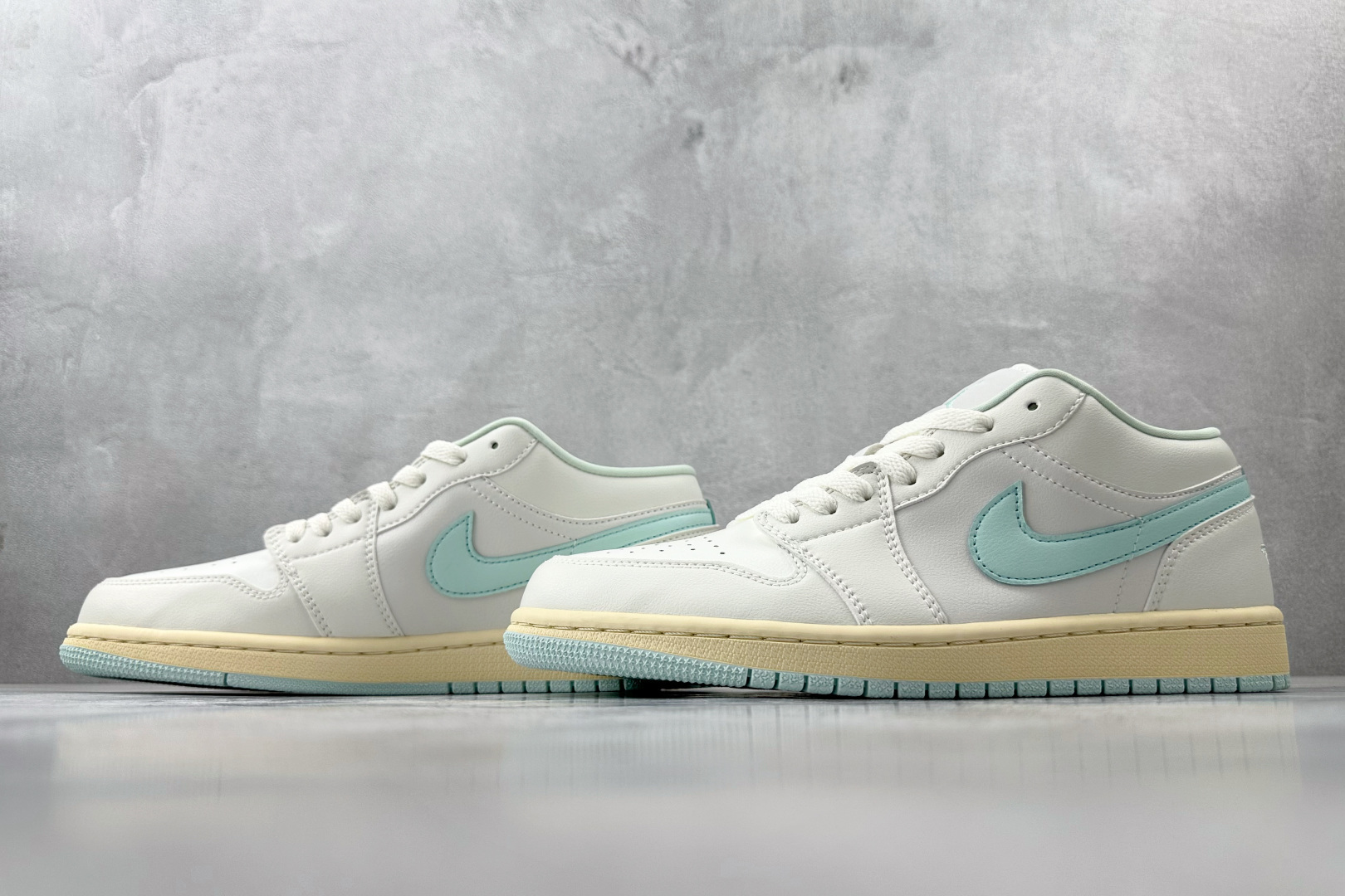 Jordan Air Jordan 1 Low 米白薄荷绿 DC0774-134 Jordan Air Jordan 1 Low 米白薄荷绿 DC0774-134
