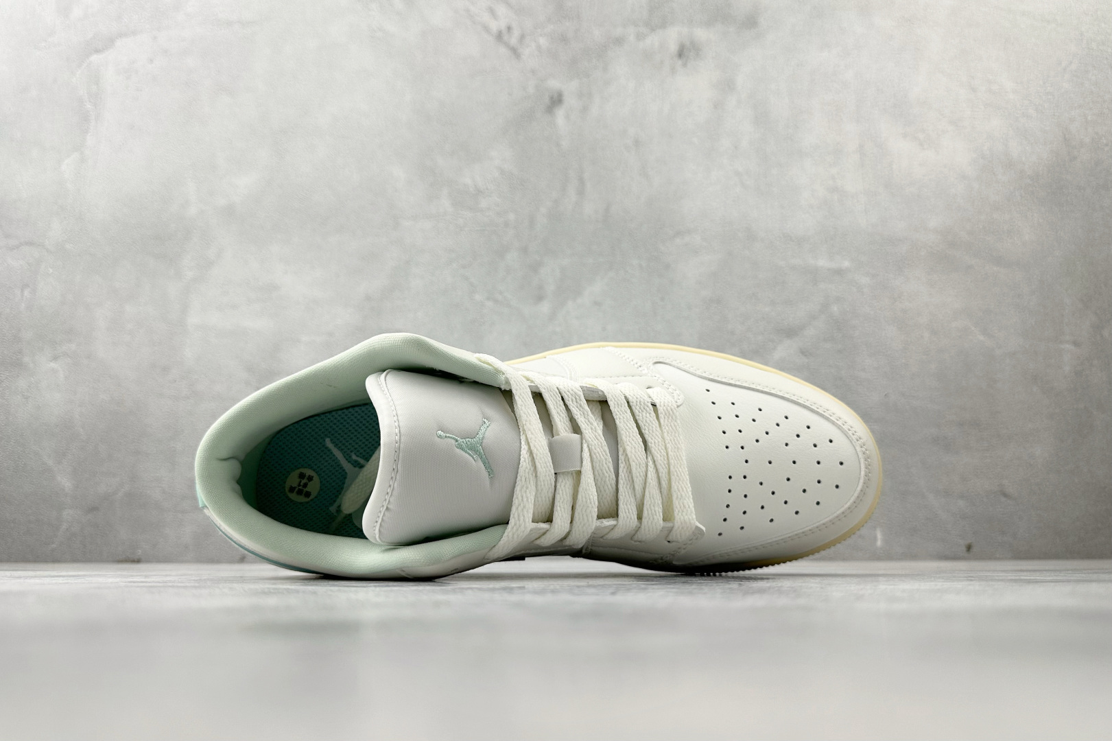 Jordan Air Jordan 1 Low 米白薄荷绿 DC0774-134 Jordan Air Jordan 1 Low 米白薄荷绿 DC0774-134