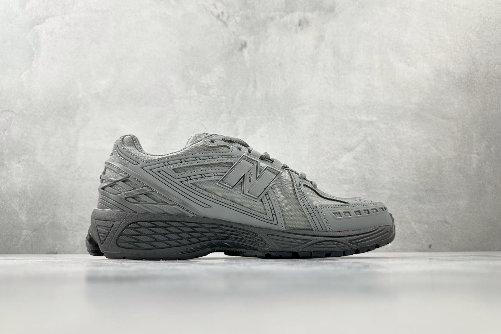 纯原出品 New Balance NB 1906R 灰色 U1906RJR