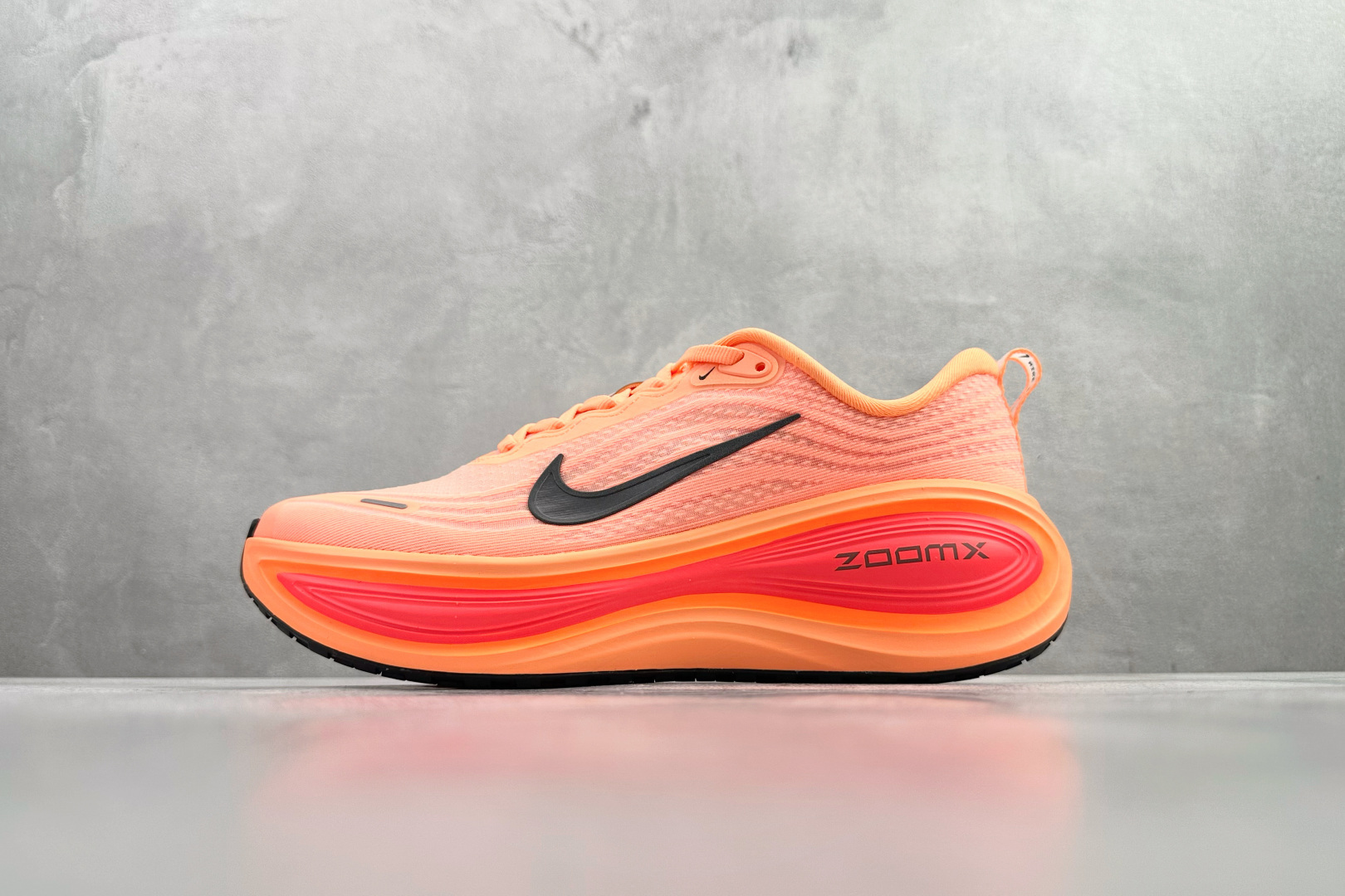 GT 【纯原】全套数据私模 Nike Vomero Plus 橙色货号：HV8150-801尺码：39 