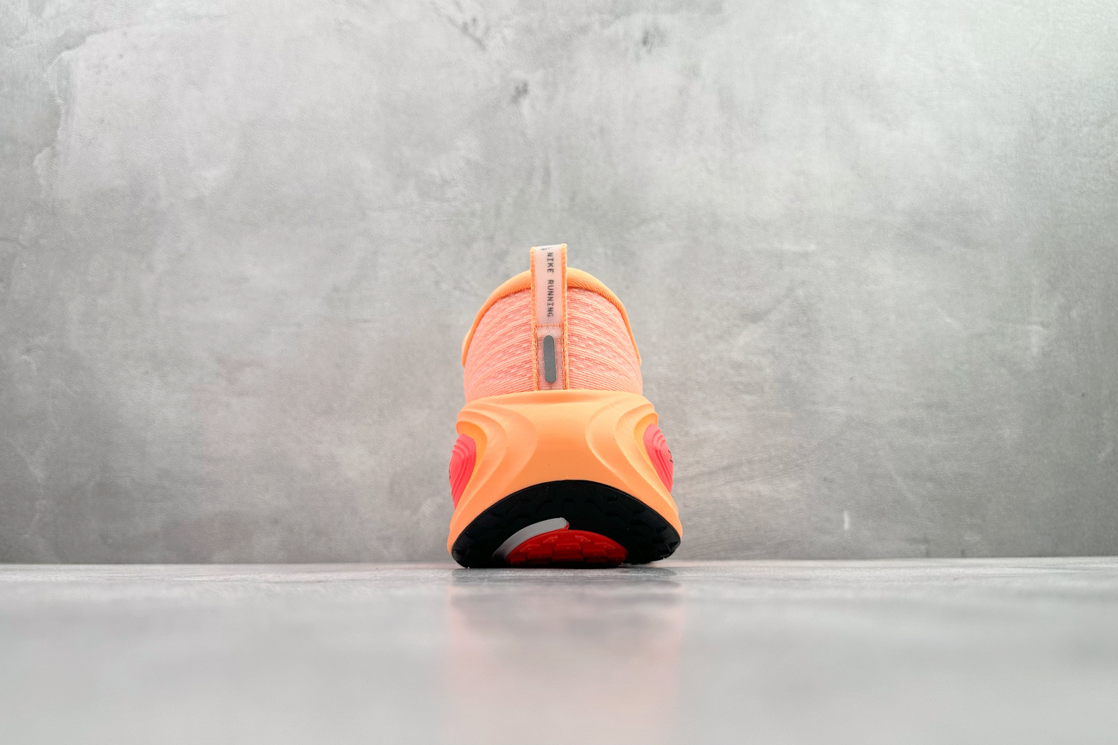 GT 【纯原】全套数据私模 Nike Vomero Plus 橙色货号：HV8150-801尺码：39 