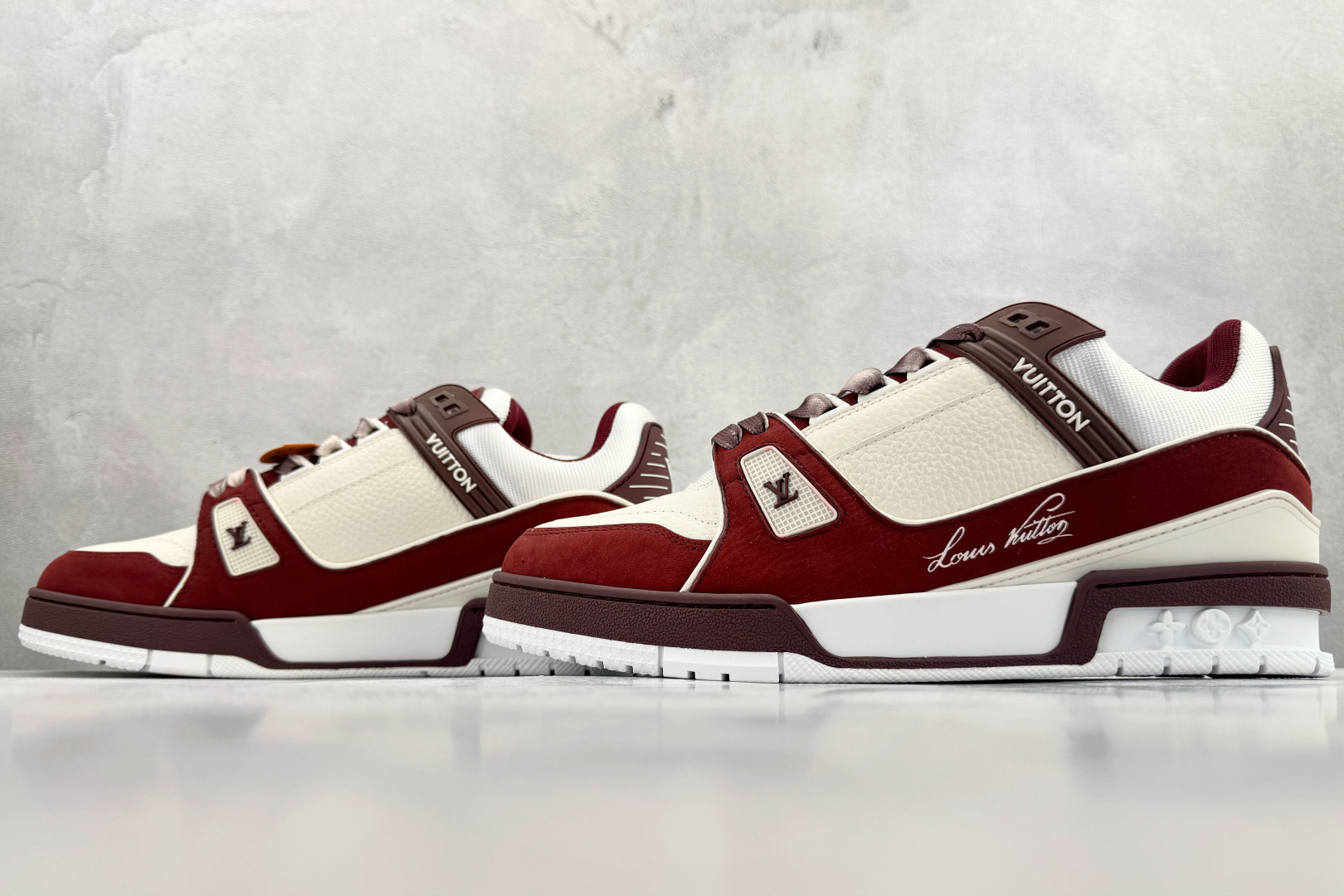 顶级纯原 LOUIS VUITTTrainer 红色 1ADHBO