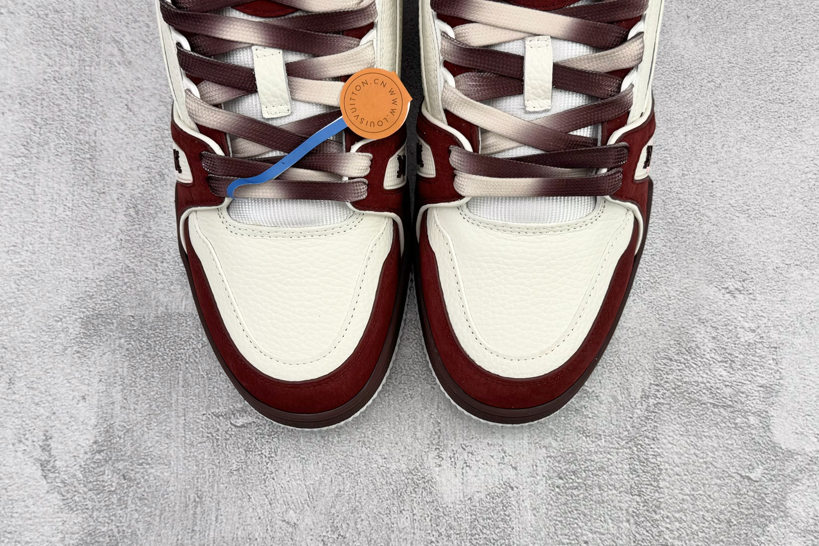 顶级纯原 LOUIS VUITTTrainer 红色 1ADHBO