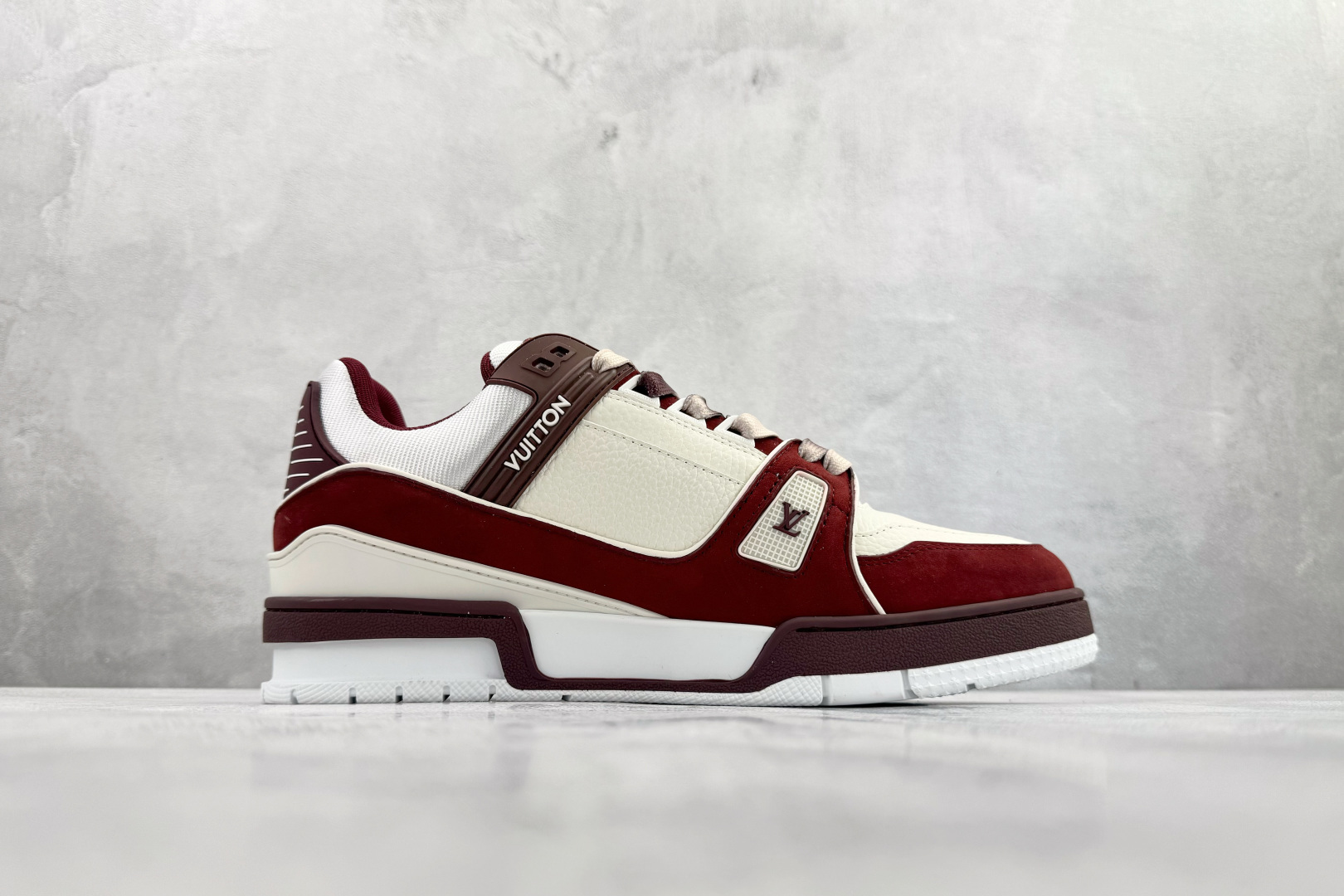 顶级纯原 LOUIS VUITTTrainer 红色 1ADHBO