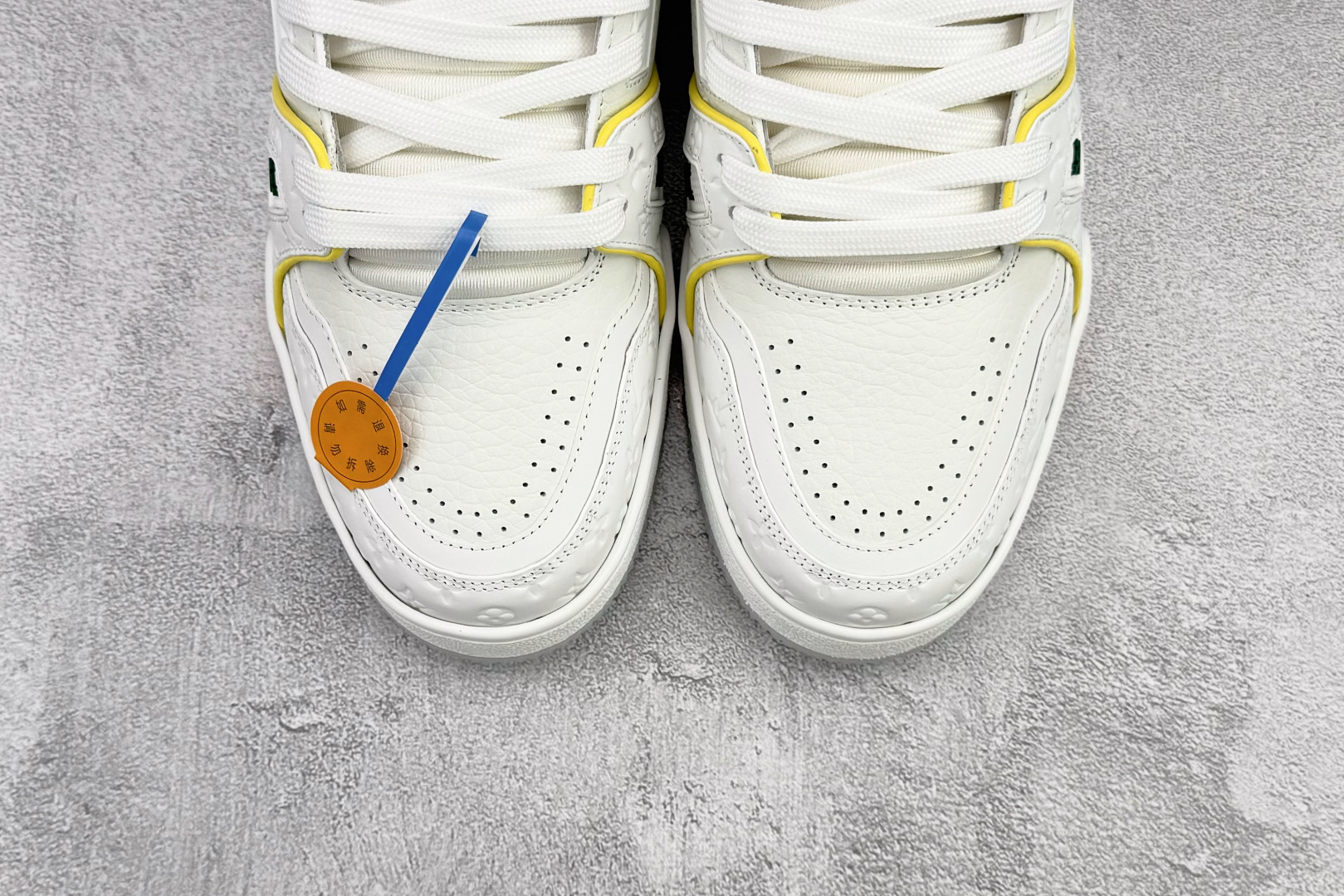 顶级纯原 LOUIS VUITTTrainer 白黄蓝 1AHPJS 顶级纯原 LOUIS VUITTTrainer 白黄蓝 1AHPJS