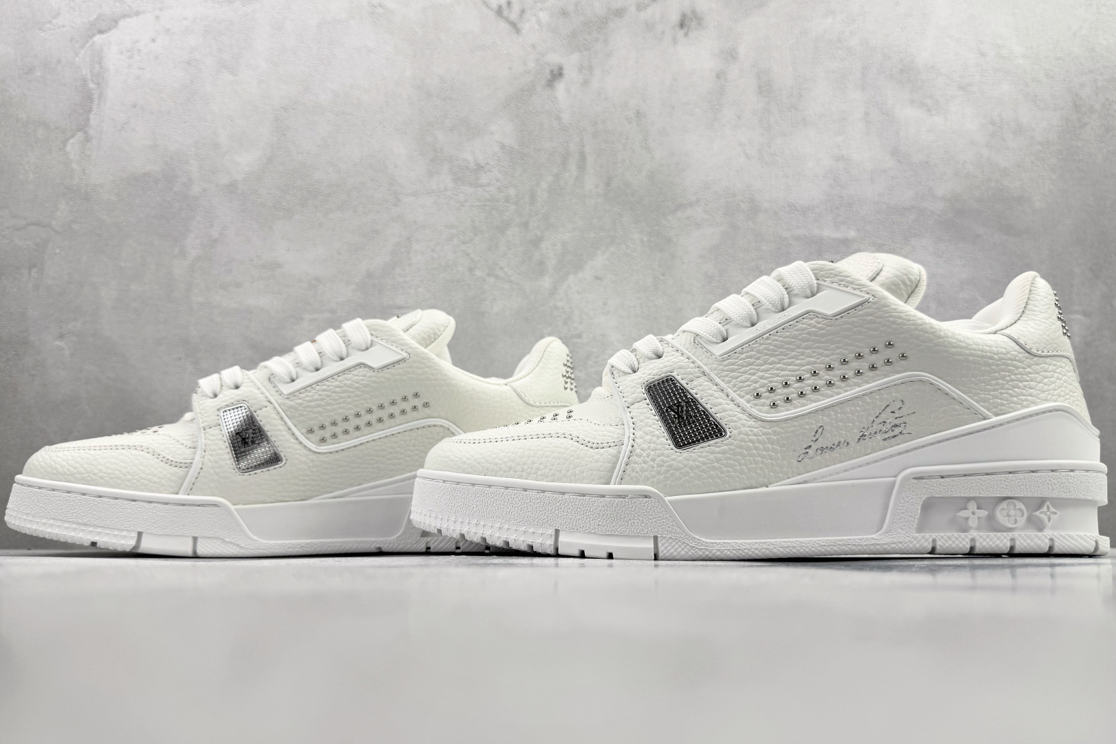 顶级纯原 LOUIS VUITTTrainer 白色 1ADDBW