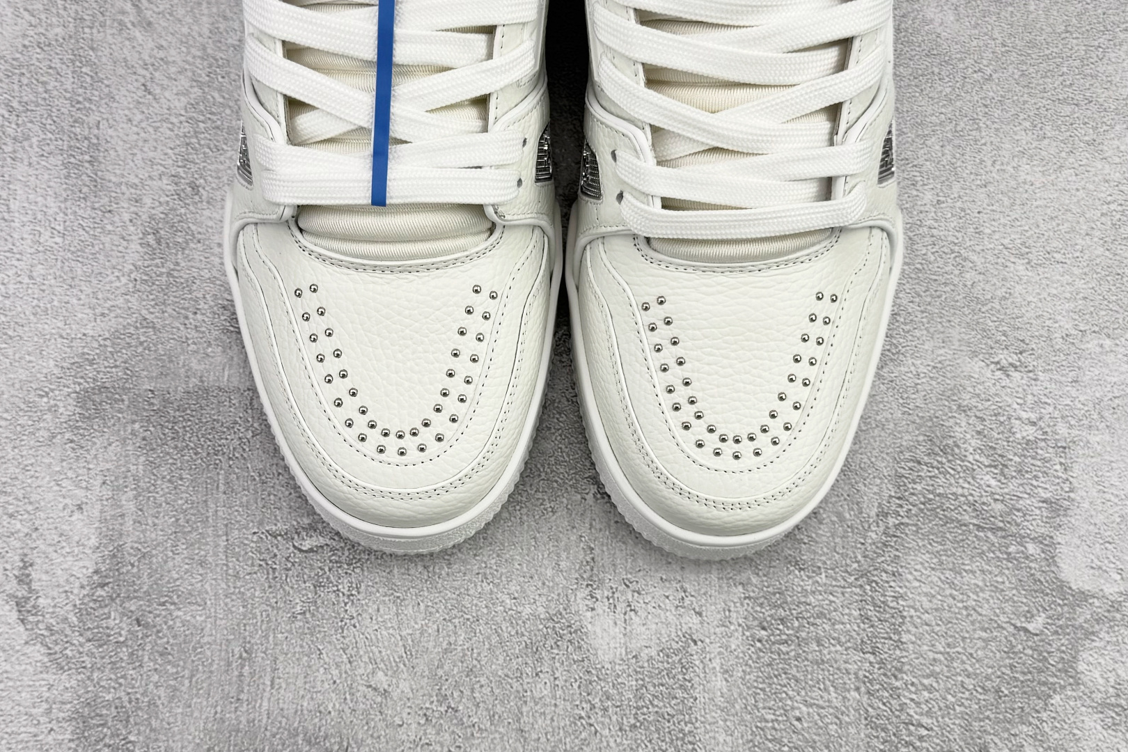 顶级纯原 LOUIS VUITTTrainer 白色 1ADDBW