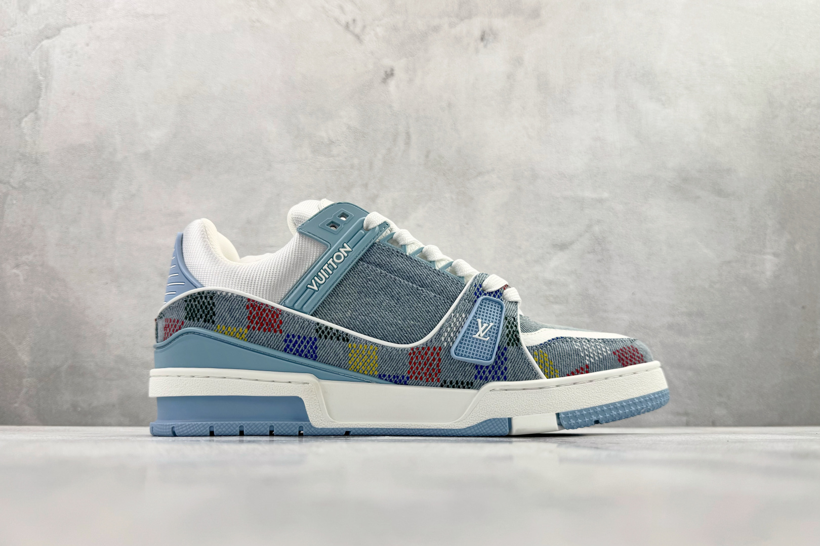 顶级纯原 LOUIS VUITTTrainer 蓝色 1AHCYB 顶级纯原 LOUIS VUITTTrainer 蓝色 1AHCYB