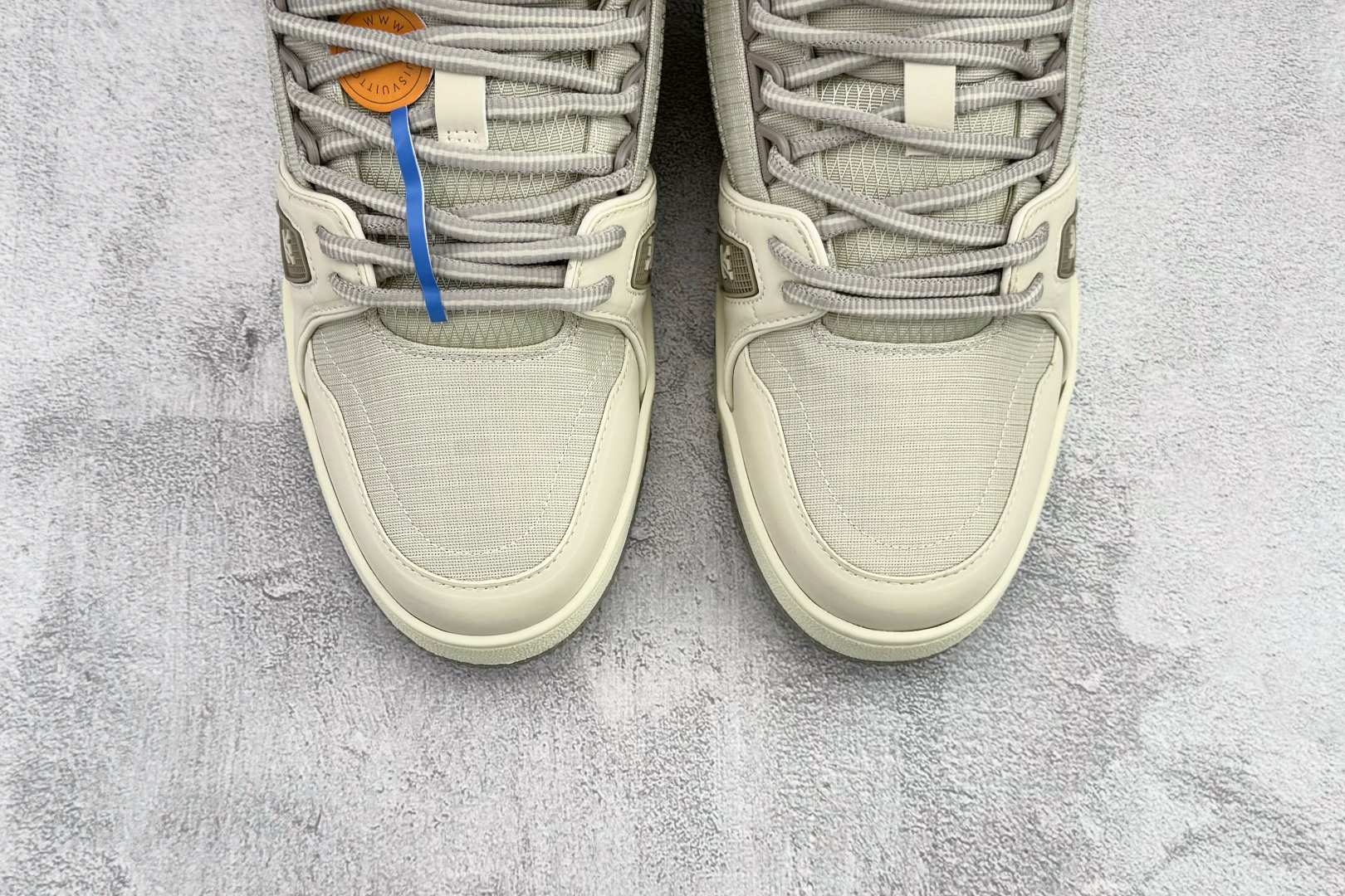 顶级纯原 LOUIS VUITTSKI滑雪系列 SS26 Trainer 米色 1ADEWF