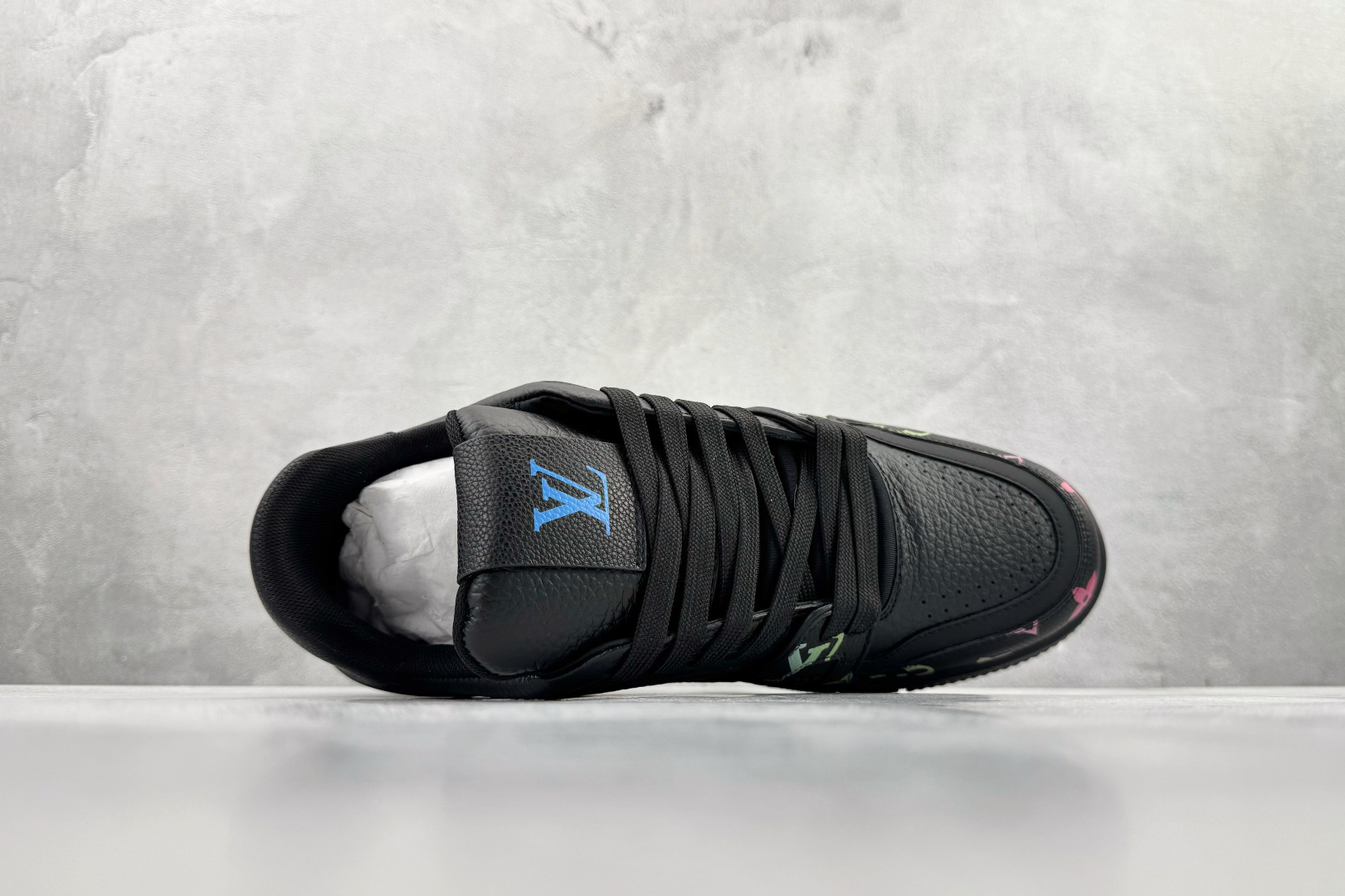 顶级纯原 LOUIS VUITTTrainer 黑色 1AHDW4 顶级纯原 LOUIS VUITTTrainer 黑色 1AHDW4