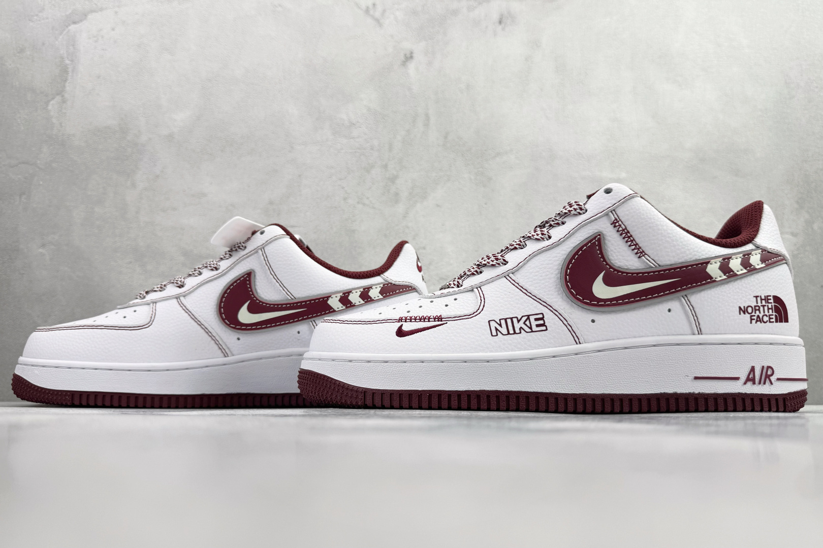 Nike Air Force 1'07 LX 白红 CD4487-100