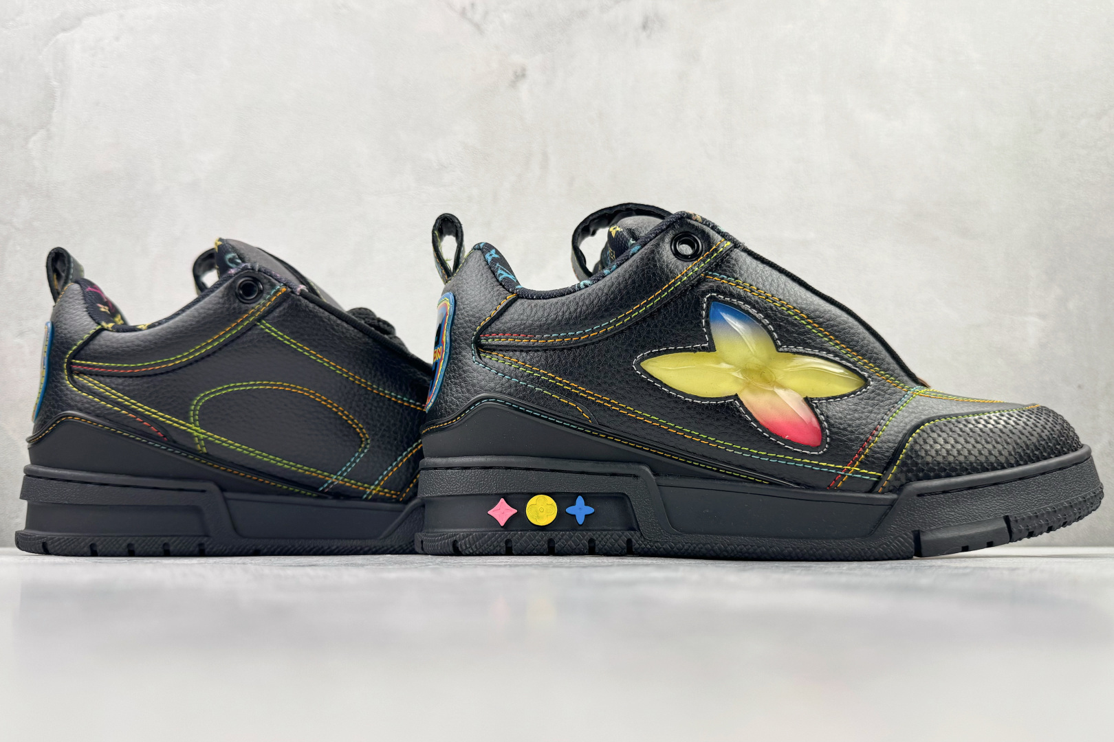 LOUIS VUITTSkate 黑色 1AH593-莆田鞋,莆田鞋货源,高仿鞋,高仿鞋货源,安福档口,莆田高仿鞋,莆田鞋批发,高仿鞋批发,莆田高仿运动鞋,高仿运动鞋,莆田运动鞋 LOUIS VUITTSkate 黑色 1AH593