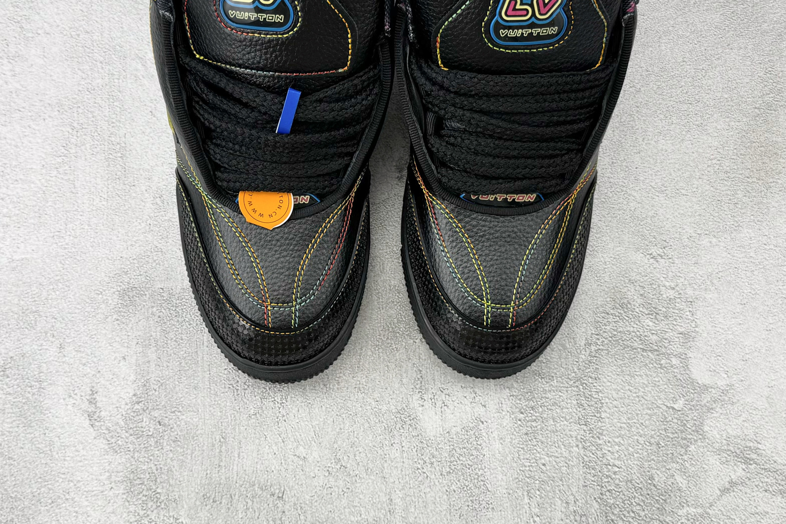 LOUIS VUITTSkate 黑色 1AH593-莆田鞋,莆田鞋货源,高仿鞋,高仿鞋货源,安福档口,莆田高仿鞋,莆田鞋批发,高仿鞋批发,莆田高仿运动鞋,高仿运动鞋,莆田运动鞋 LOUIS VUITTSkate 黑色 1AH593