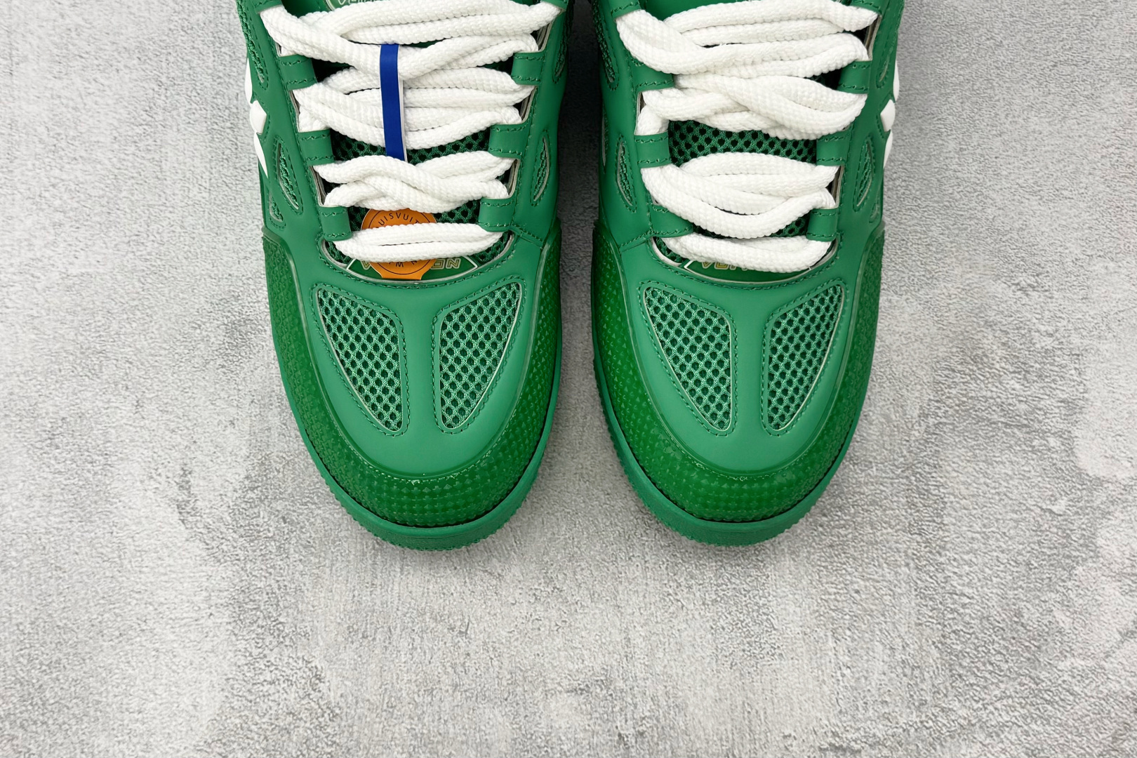 LOUIS VUITTSkate 绿色 1AHDC9-莆田鞋,莆田鞋货源,高仿鞋,高仿鞋货源,安福档口,莆田高仿鞋,莆田鞋批发,高仿鞋批发,莆田高仿运动鞋,高仿运动鞋,莆田运动鞋 LOUIS VUITTSkate 绿色 1AHDC9