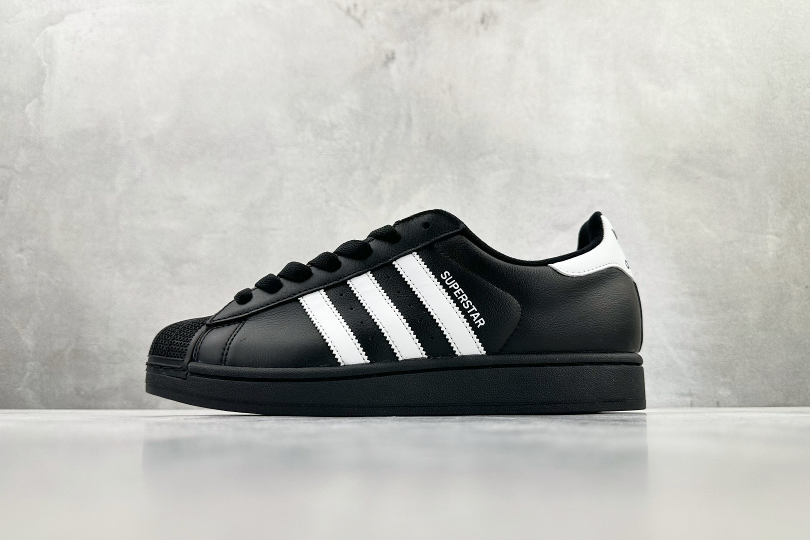 adidoriginals Superstar 2 黑白 JI0079