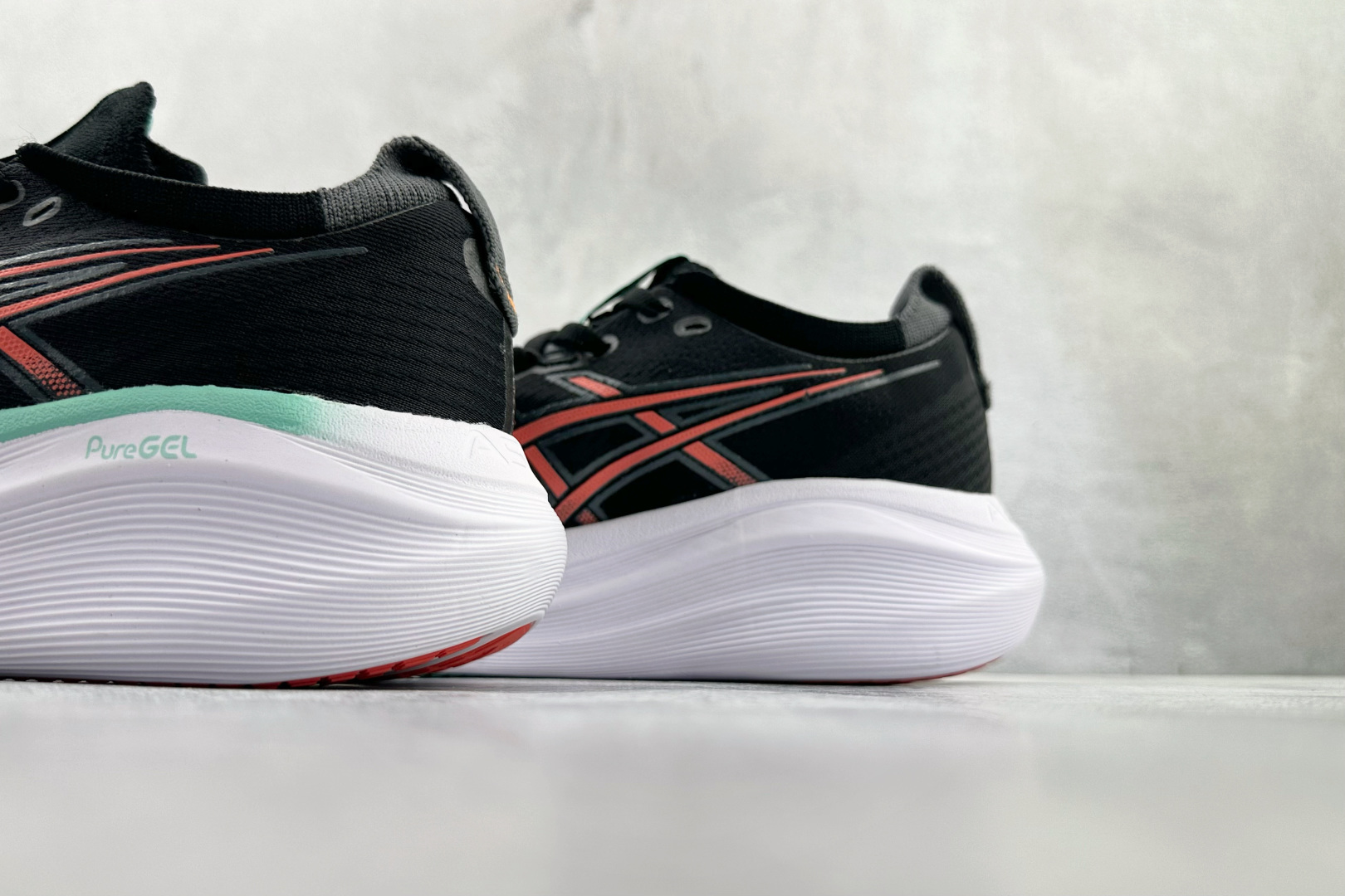 Asics GEL-NIMBUS 27 黑色 1011B958-004 Asics GEL-NIMBUS 27 黑色 1011B958-004