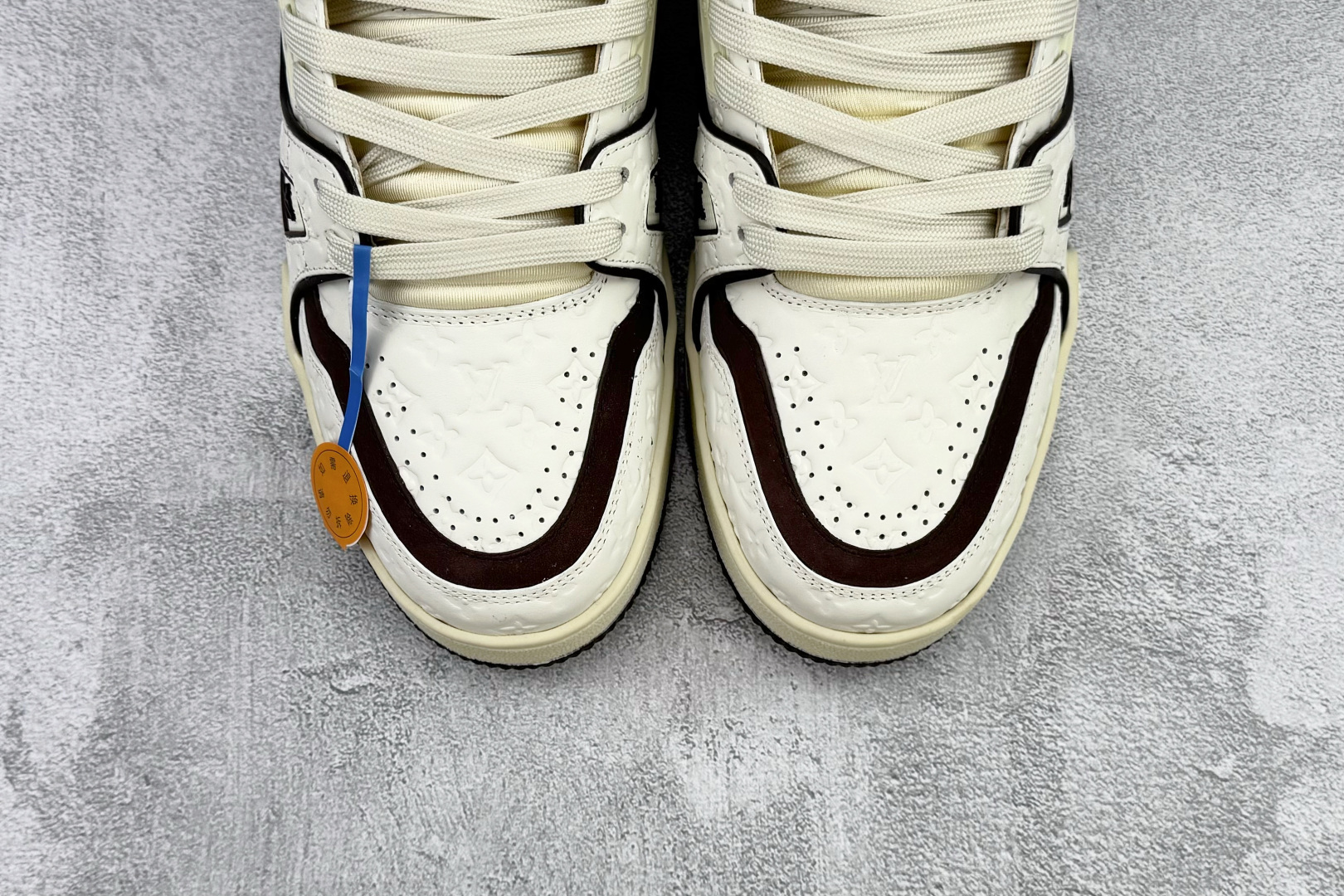 430 顶级纯原 Tyler x LOUIS VUITTTrainer 米棕 1ACR5K