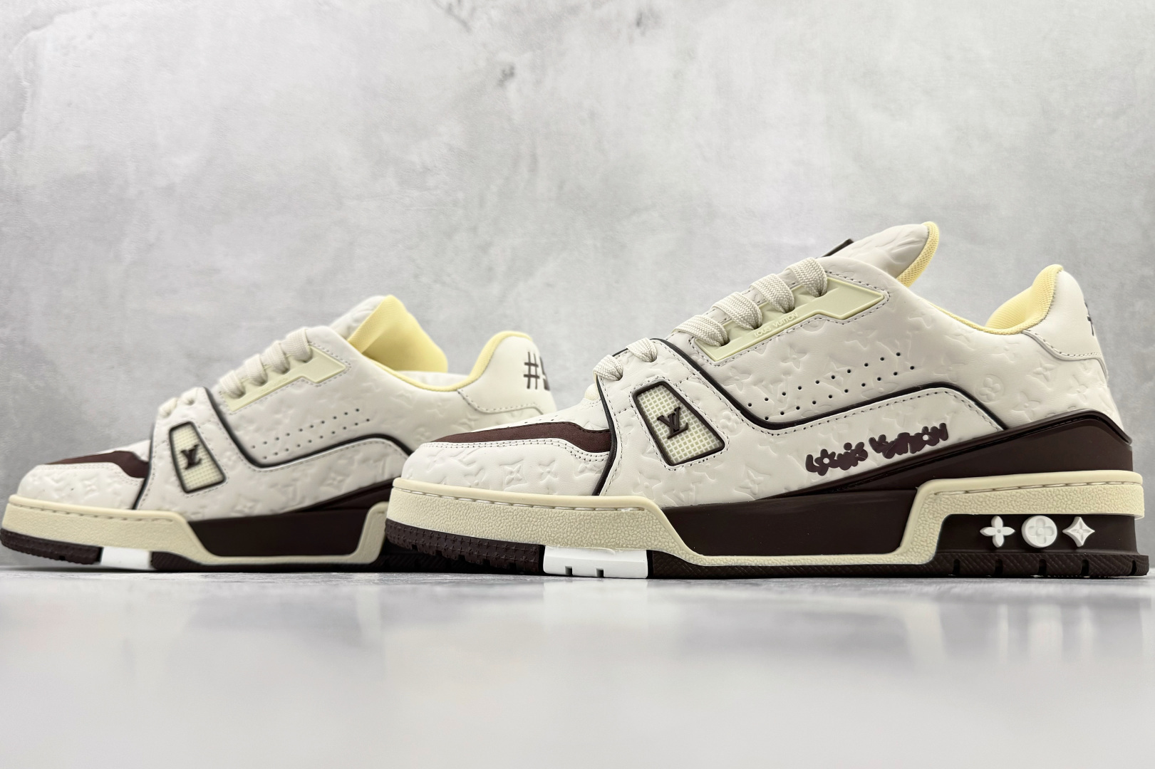 430 顶级纯原 Tyler x LOUIS VUITTTrainer 米棕 1ACR5K