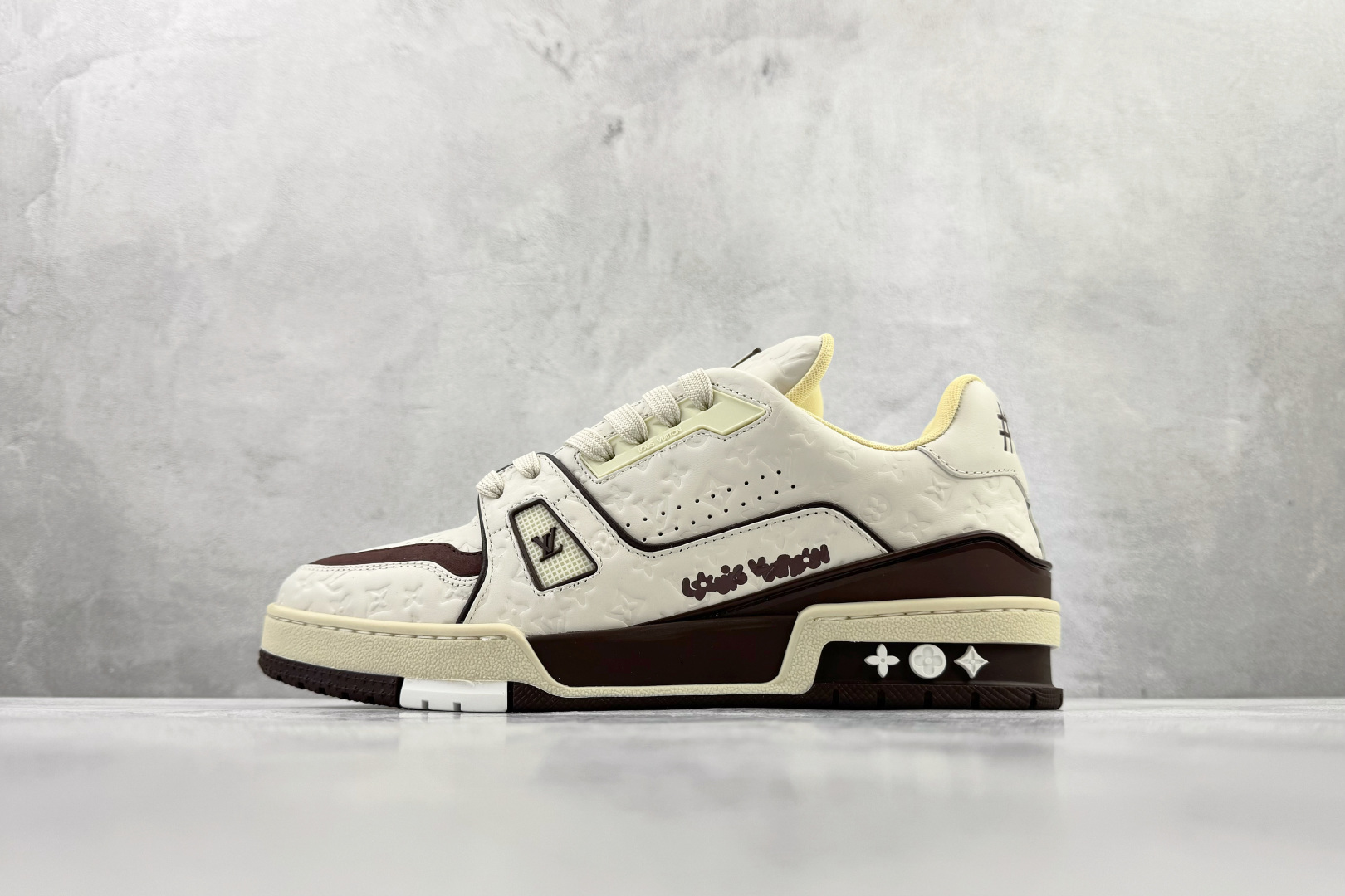 430 顶级纯原 Tyler x LOUIS VUITTTrainer 米棕 1ACR5K