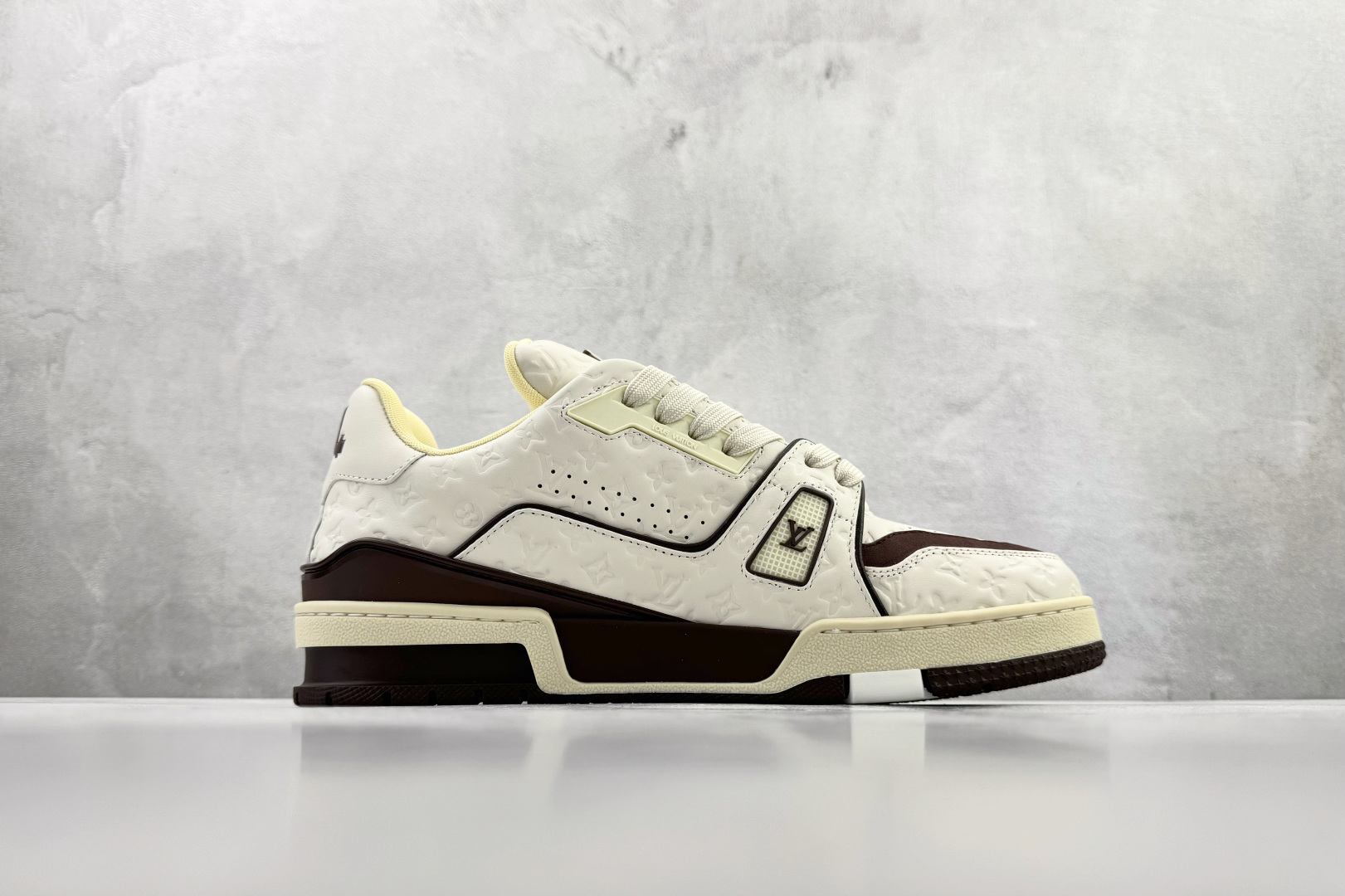 430 顶级纯原 Tyler x LOUIS VUITTTrainer 米棕 1ACR5K