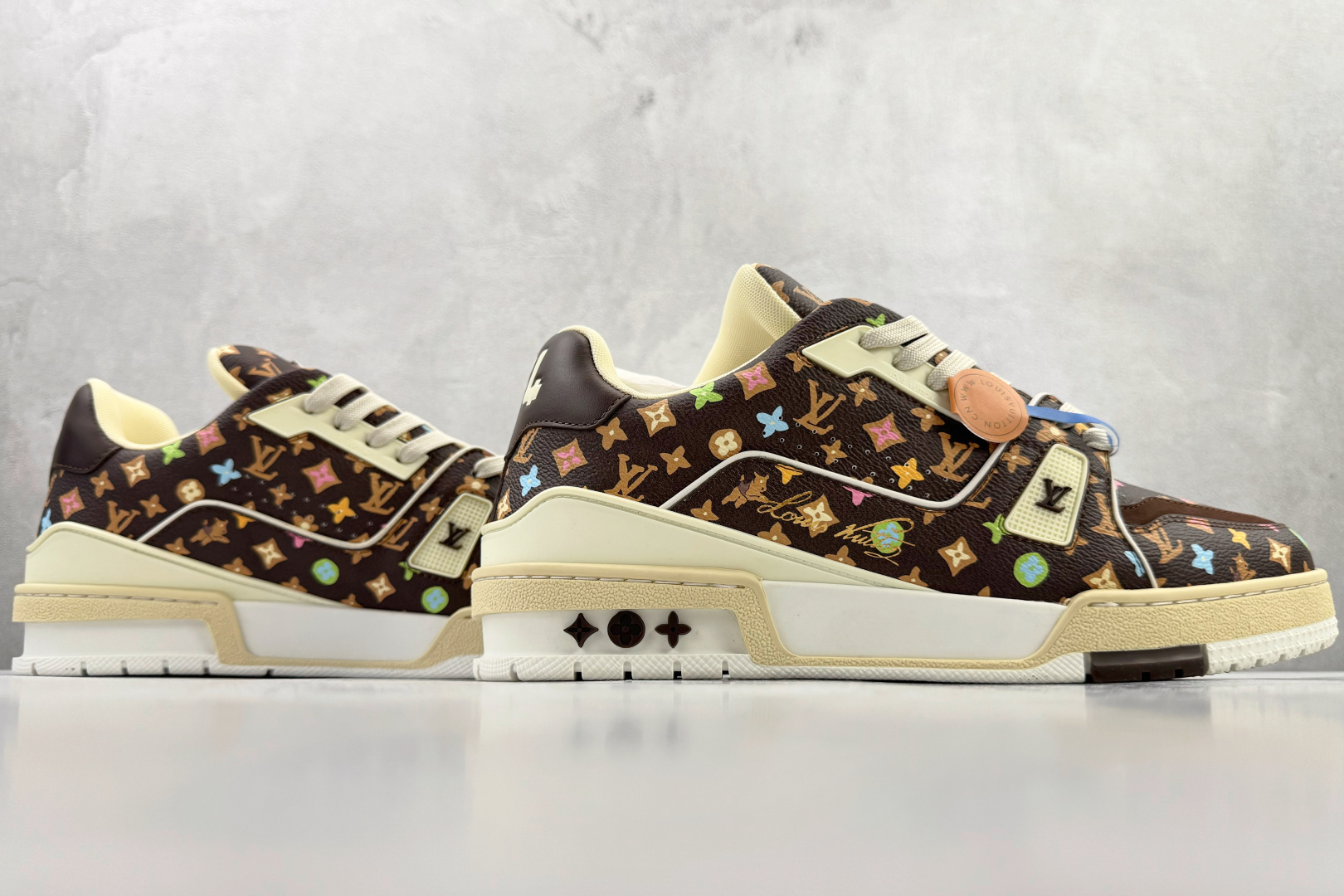 顶级纯原 Tyler x LOUIS VUITTTrainer 棕色 1ACXB1-莆田鞋,莆田鞋货源,高仿鞋,高仿鞋货源,安福档口,莆田高仿鞋,莆田鞋批发,高仿鞋批发,莆田高仿运动鞋,高仿运动鞋,莆田运动鞋 顶级纯原 Tyler x LOUIS VUITTTrainer 棕色 1ACXB1