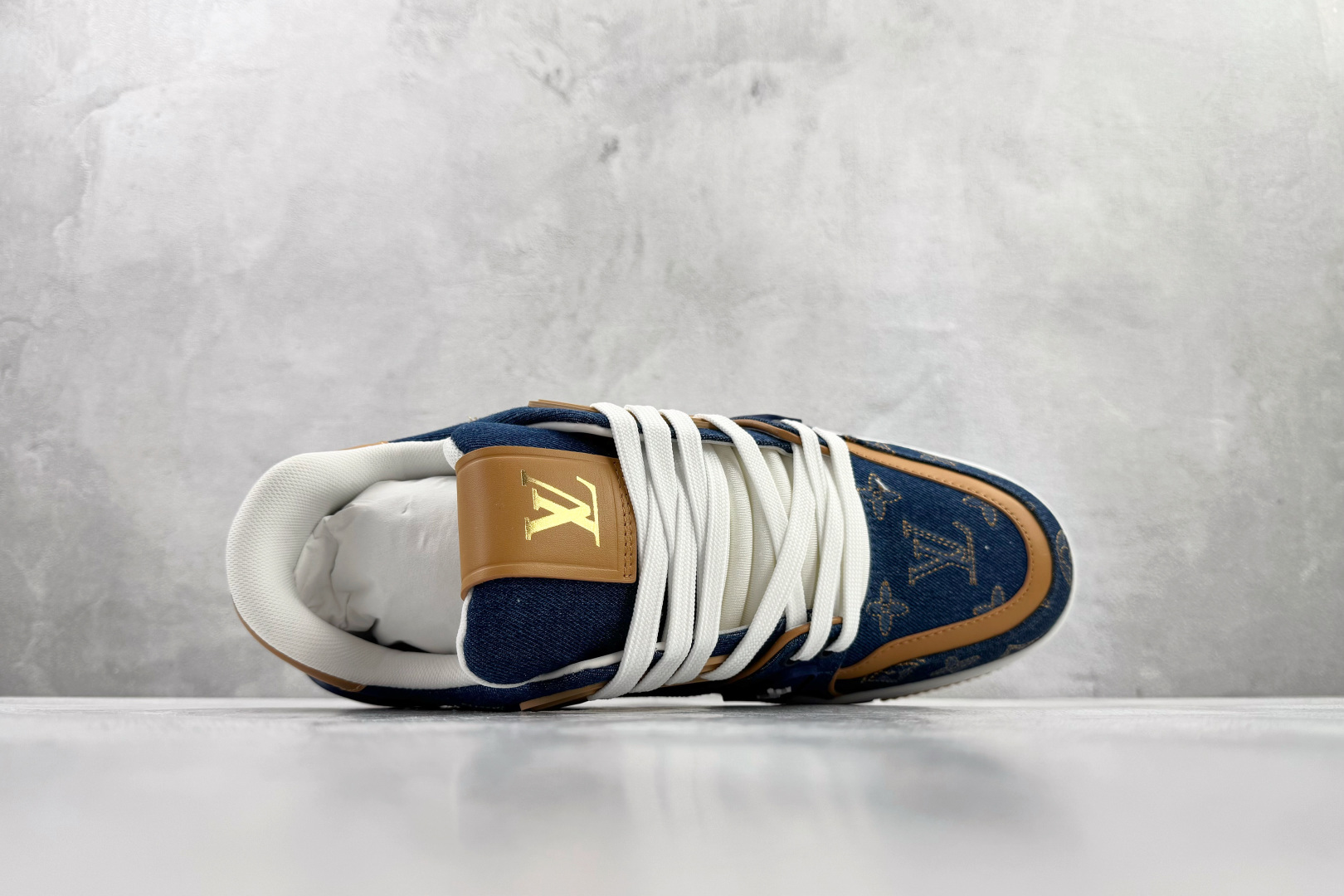 顶级纯原 LOUIS VUITTTrainer 蓝色 1AJ360