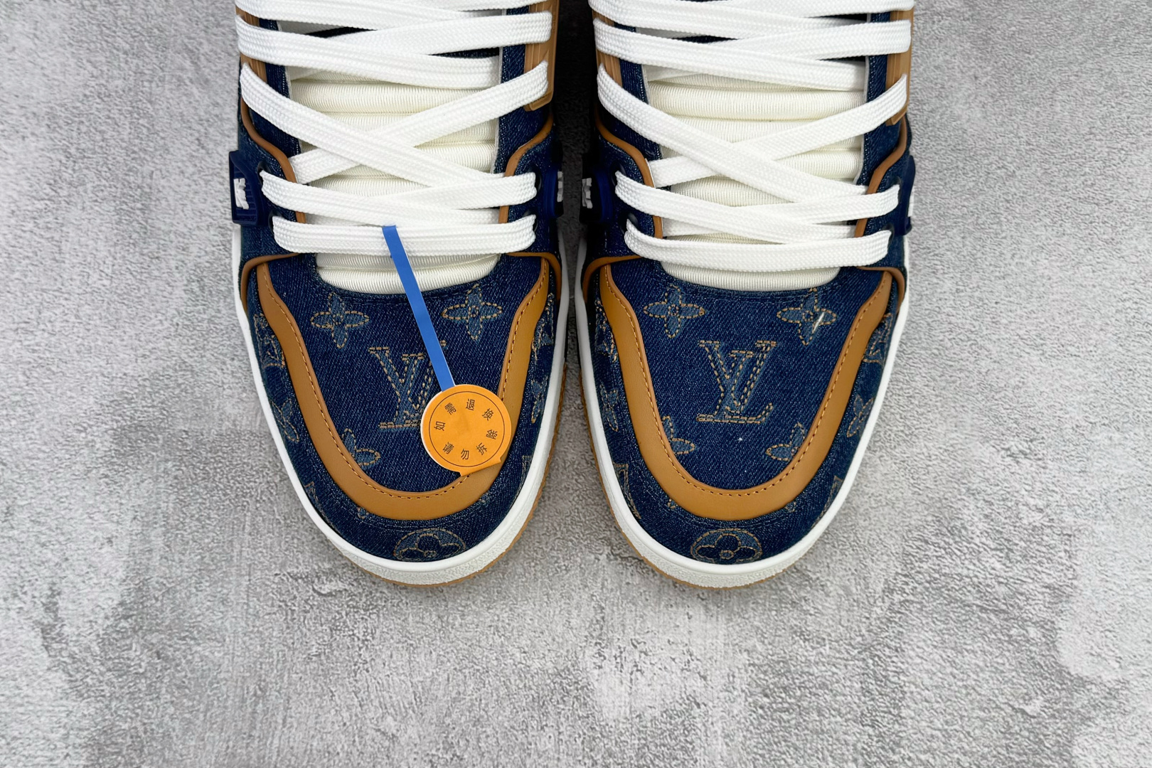 顶级纯原 LOUIS VUITTTrainer 蓝色 1AJ360