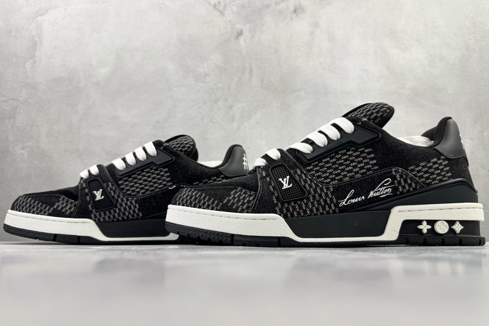 顶级纯原 LOUIS VUITTTrainer 黑色 1AD6DX