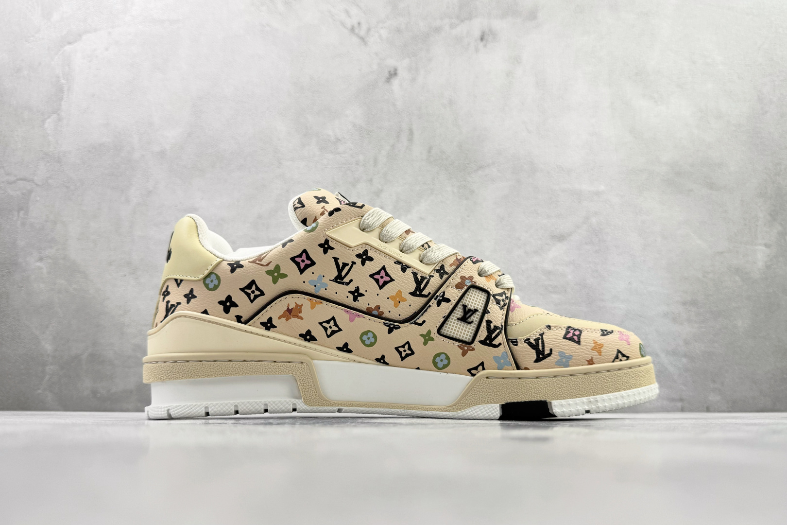 顶级纯原 Tyler x LOUIS VUITTTrainer 米色 1ACXBG 顶级纯原 Tyler x LOUIS VUITTTrainer 米色 1ACXBG