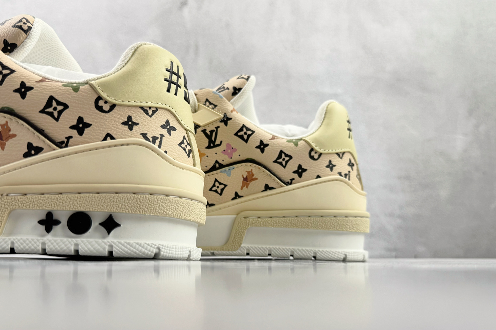 顶级纯原 Tyler x LOUIS VUITTTrainer 米色 1ACXBG 顶级纯原 Tyler x LOUIS VUITTTrainer 米色 1ACXBG