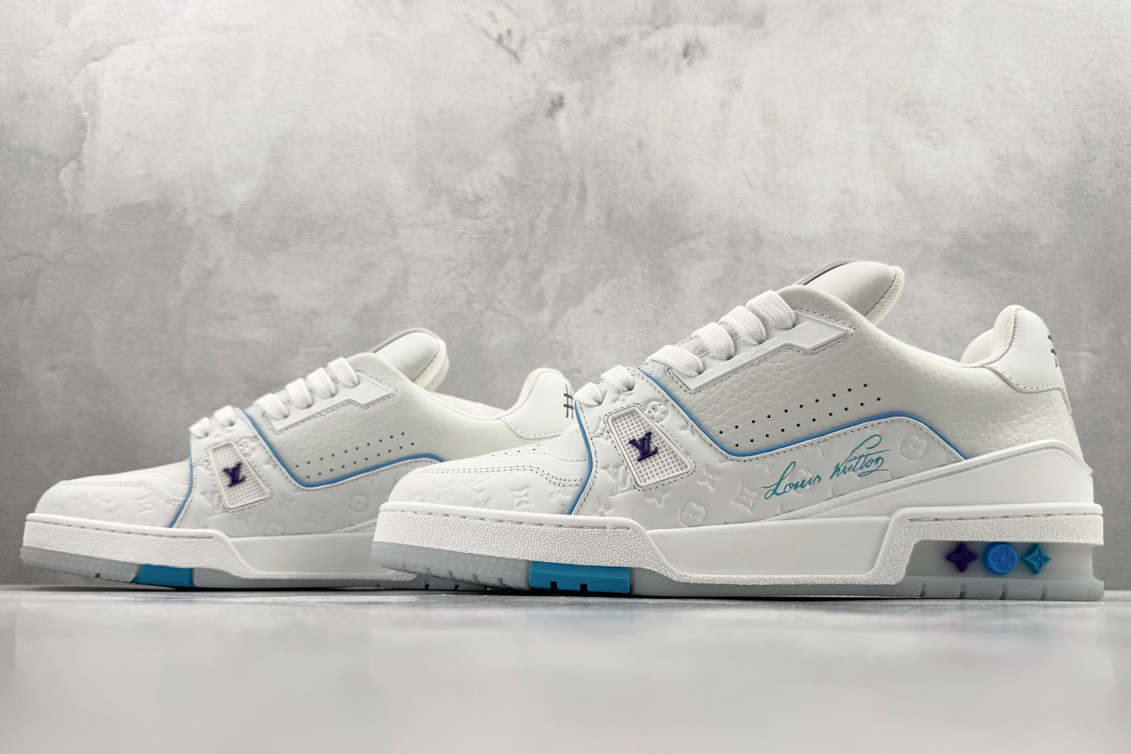顶级纯原 LOUIS VUITTTrainer 白蓝紫 1APHLB