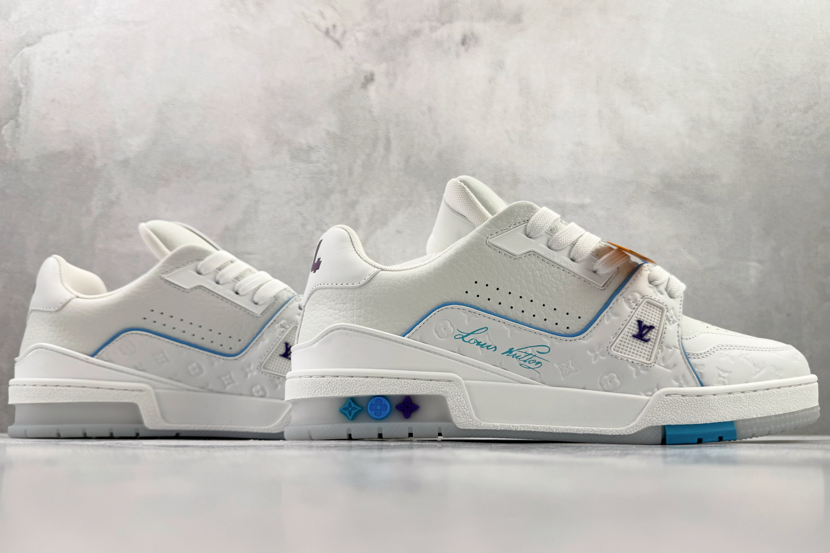 顶级纯原 LOUIS VUITTTrainer 白蓝紫 1APHLB