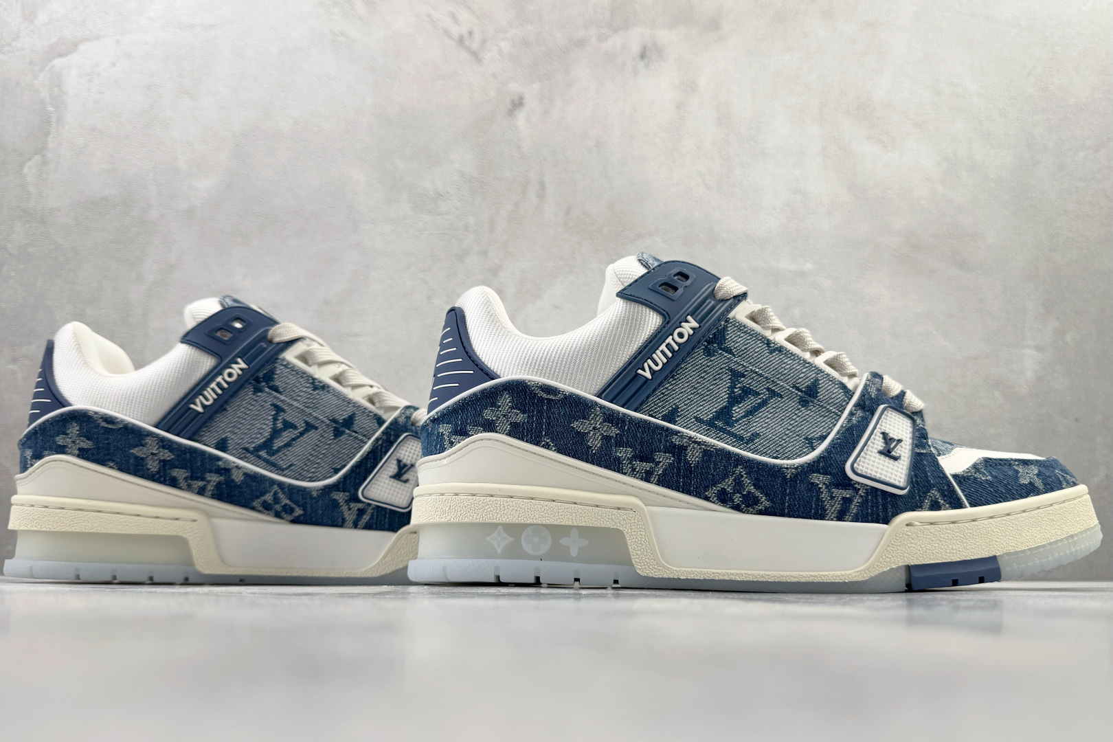 顶级纯原 LOUIS VUITTTrainer 蓝白 1ADHIT