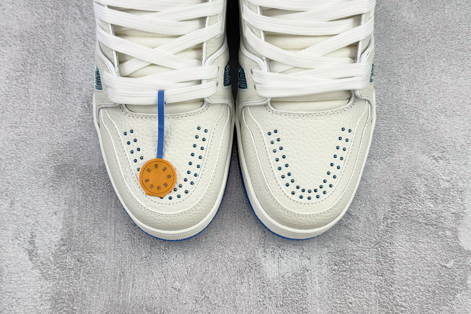 顶级纯原 LOUIS VUITTTrainer 海蓝 1AHTHO