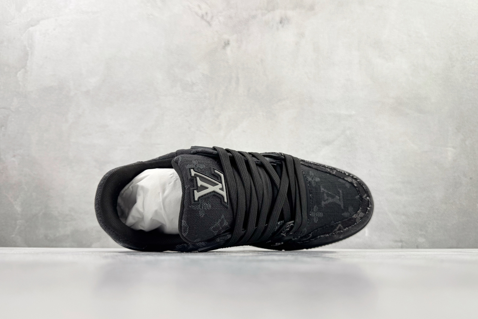 顶级纯原 LOUIS VUITTTrainer 黑色 1AC4ZB