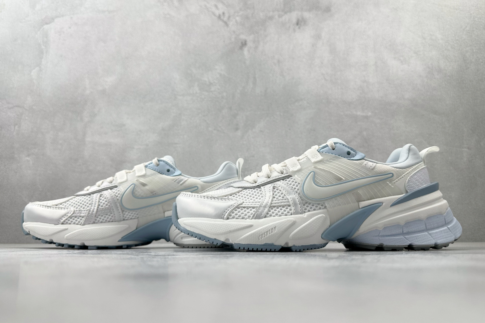 Nike V2K Run 白灰色 FD0736-009 Nike V2K Run 白灰色 FD0736-009