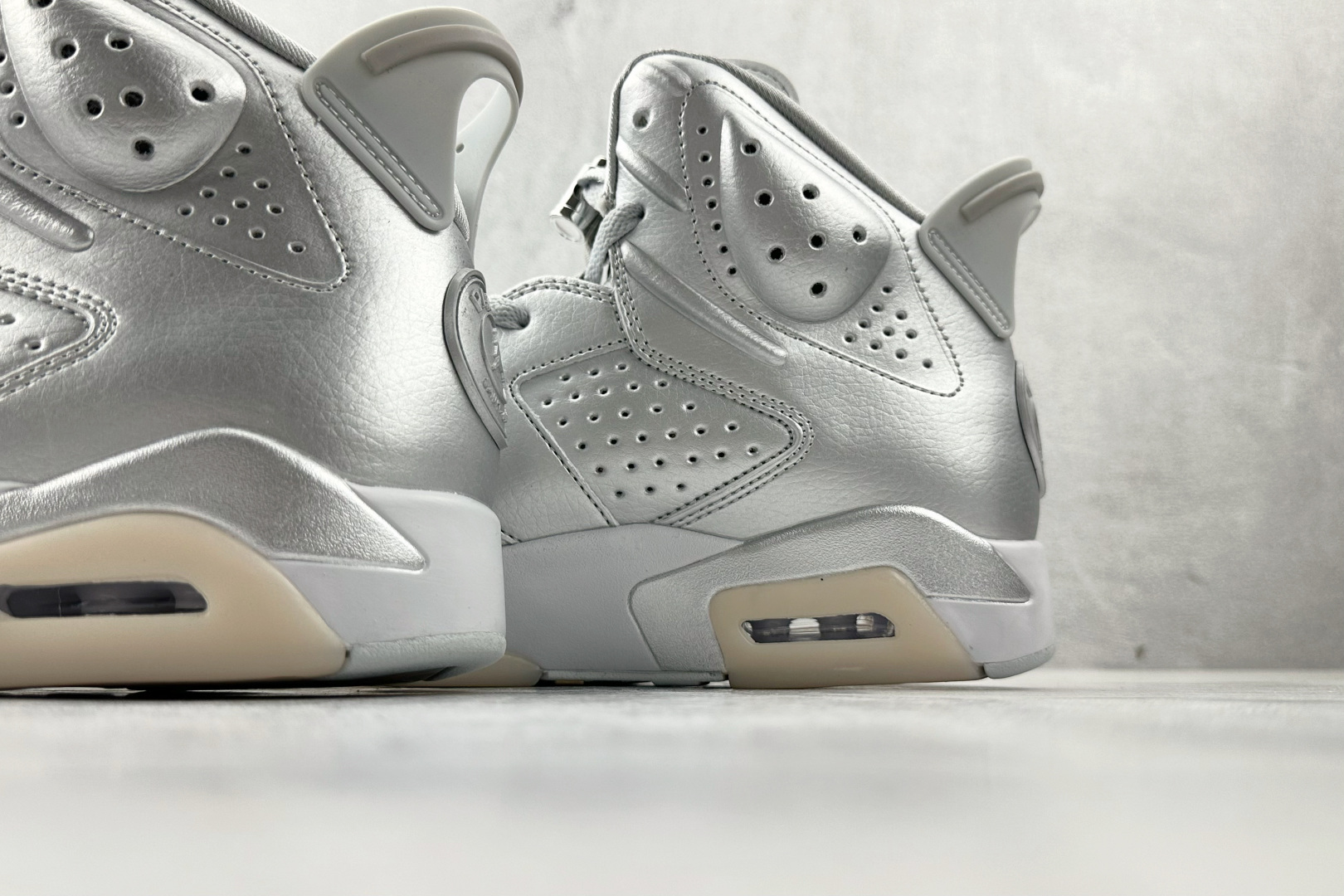 平台专供 Jordan Air Jordan 6 Retro 银色 IQ5135-001