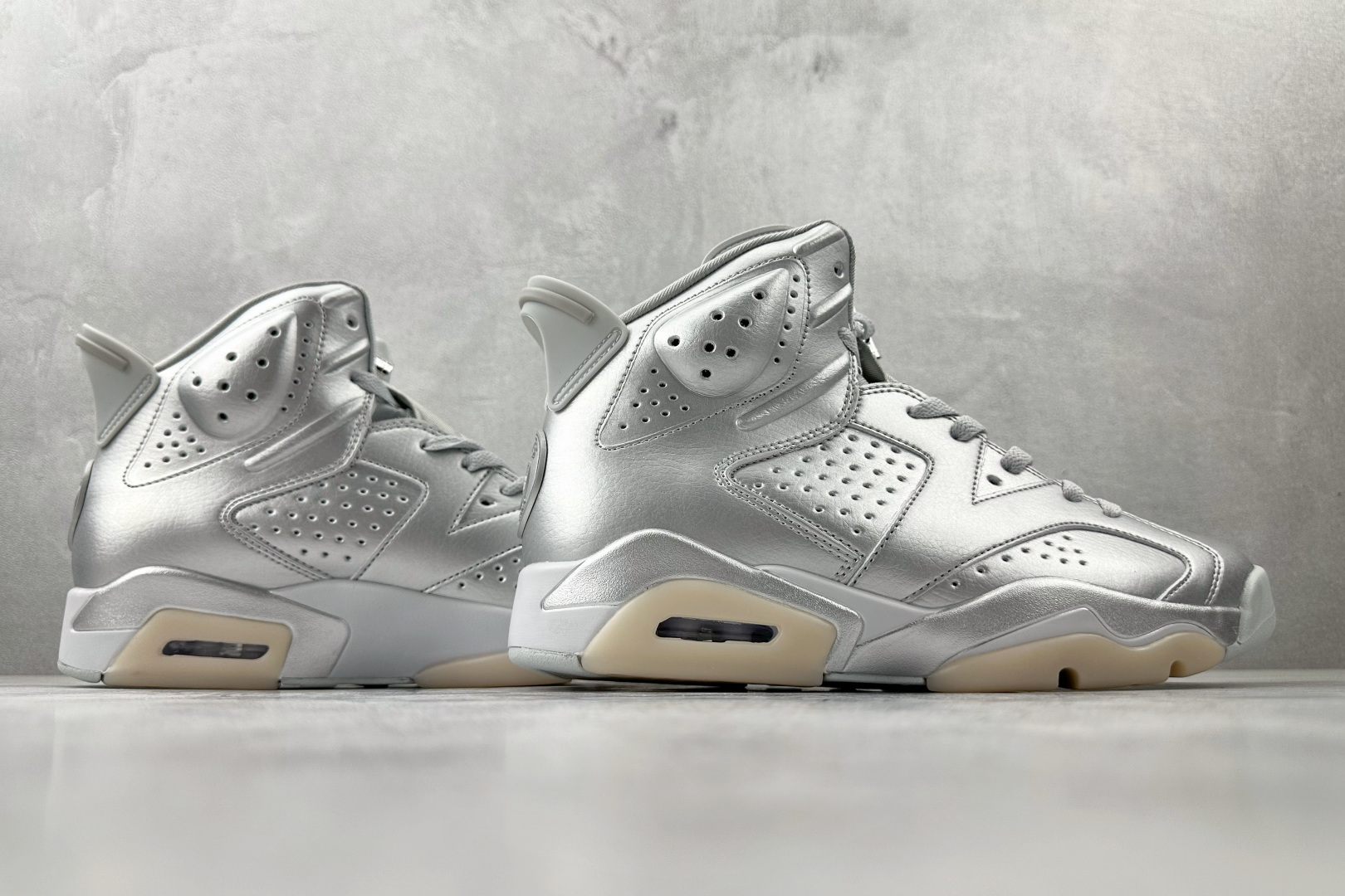 平台专供 Jordan Air Jordan 6 Retro 银色 IQ5135-001