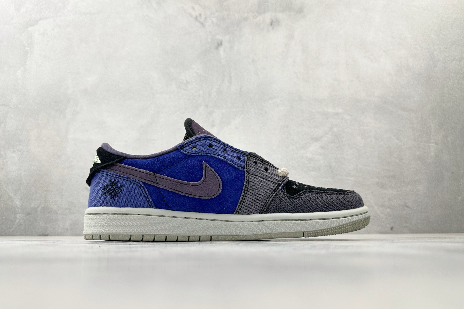 ZiWilliamsx Jordan Air Jordan 1 Low 'Regency Purple and Dark Raisin' 巫毒娃娃 深蓝色 IH2309-500 ZiWilliamsx Jordan Air Jordan 1 Low 'Regency Purple and Dark Raisin' 巫毒娃娃 深蓝色 IH2309-500