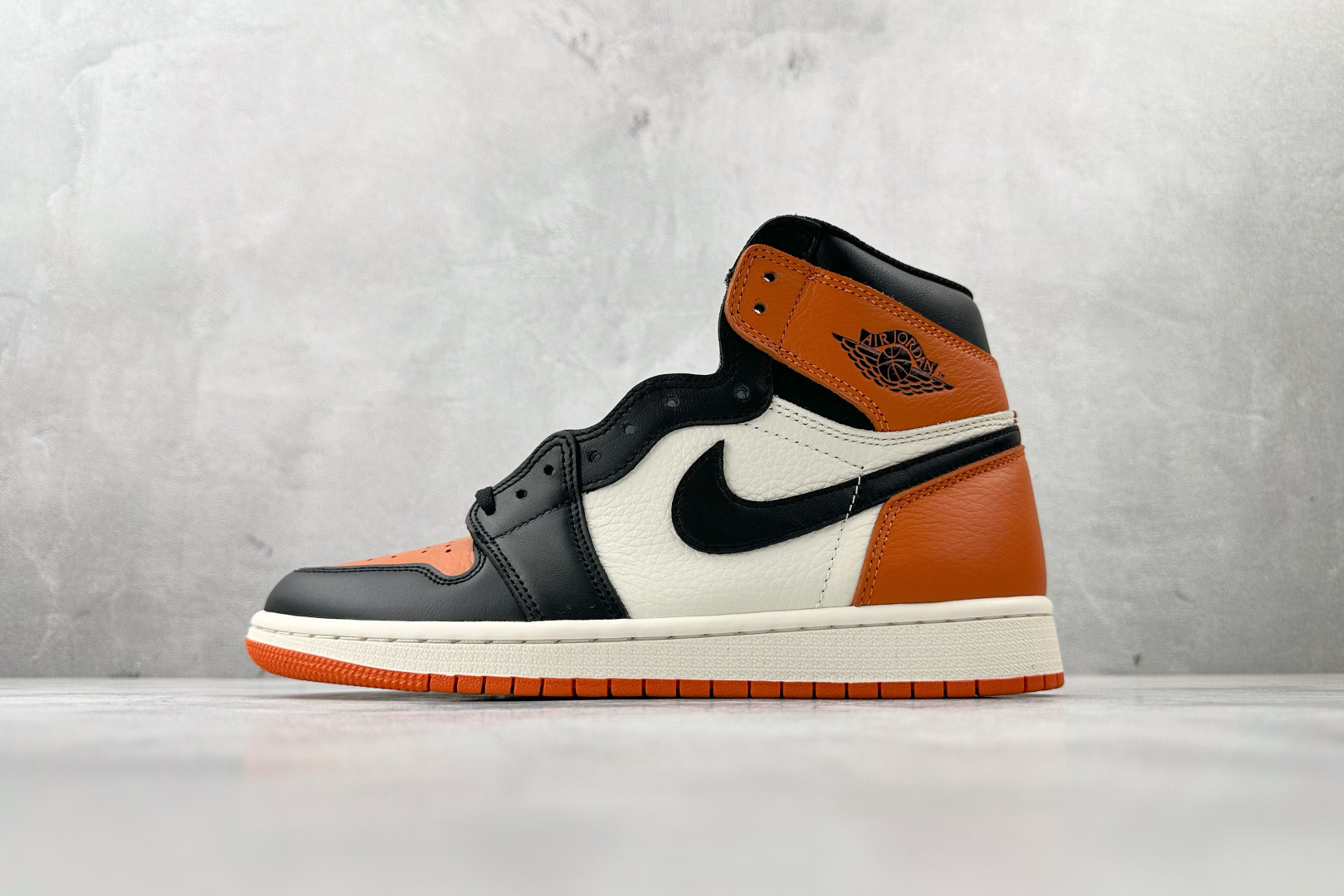 Jordan Air Jordan 1 Shattered Backboard扣碎 2025复刻版 白黑橙 DZ5485-008 Jordan Air Jordan 1 Shattered Backboard扣碎 2025复刻版 白黑橙 DZ5485-008