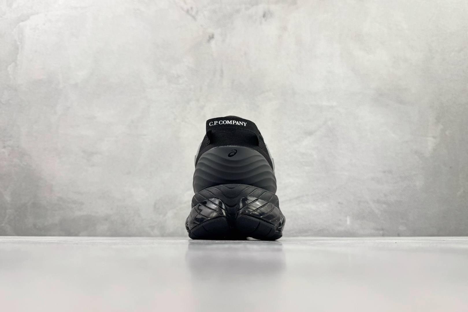 AS 本地💰210
C.P.Company x  Asics Gel-Quantum 360 VIII 银黑

货号：1203A507-020
尺码：36 36.5 37.5 38 38.5 39 40 40.5 41 42 42.5 43 44 44.5 45 
编码: 31