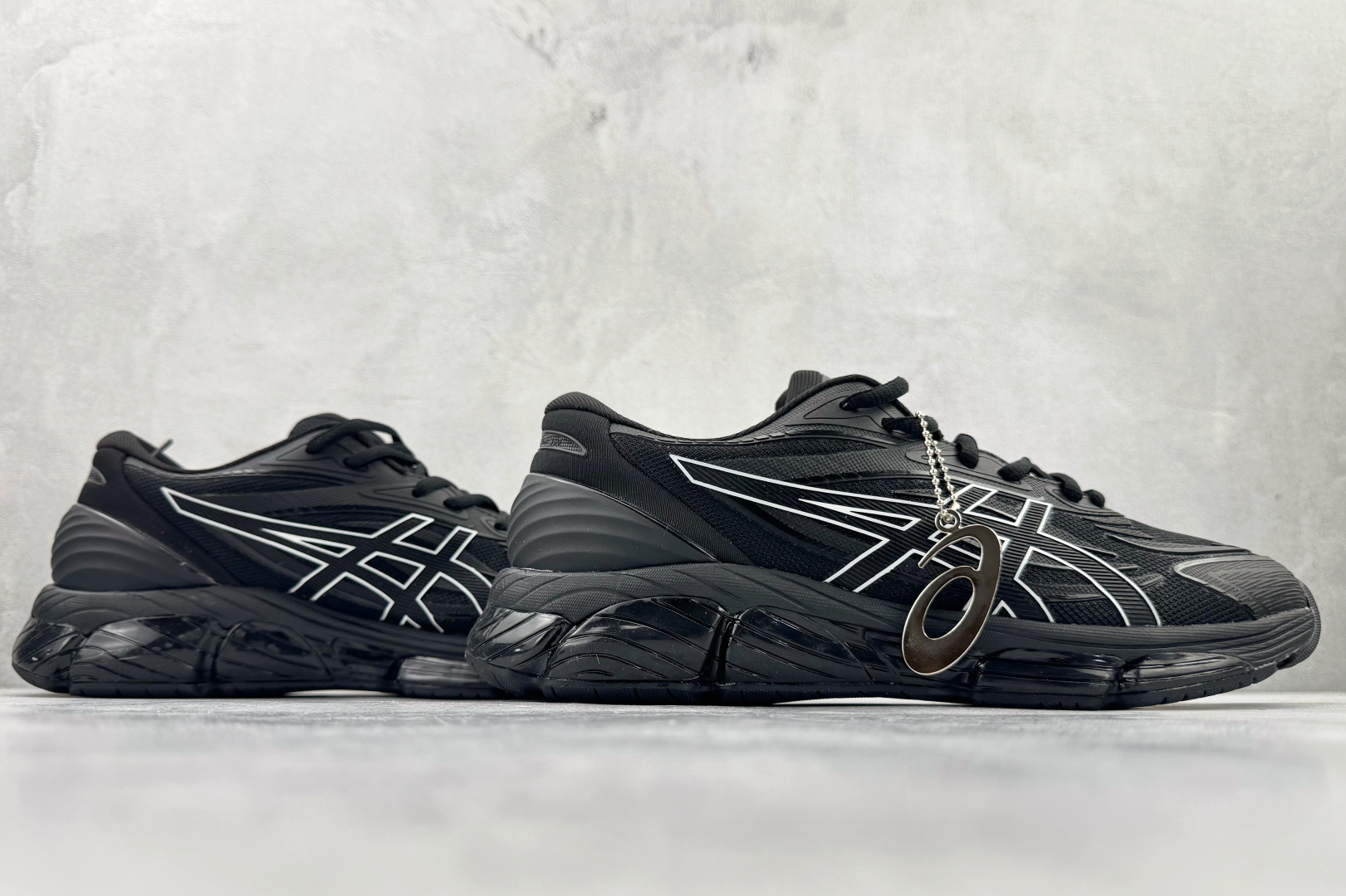 AS 本地💰210
C.P.Company x  Asics Gel-Quantum 360 VIII 黑色

货号：1203A305-001
尺码：36 36.5 37.5 38 38.5 39 40 40.5 41 42 42.5 43 44 44.5 45 
编码: 31