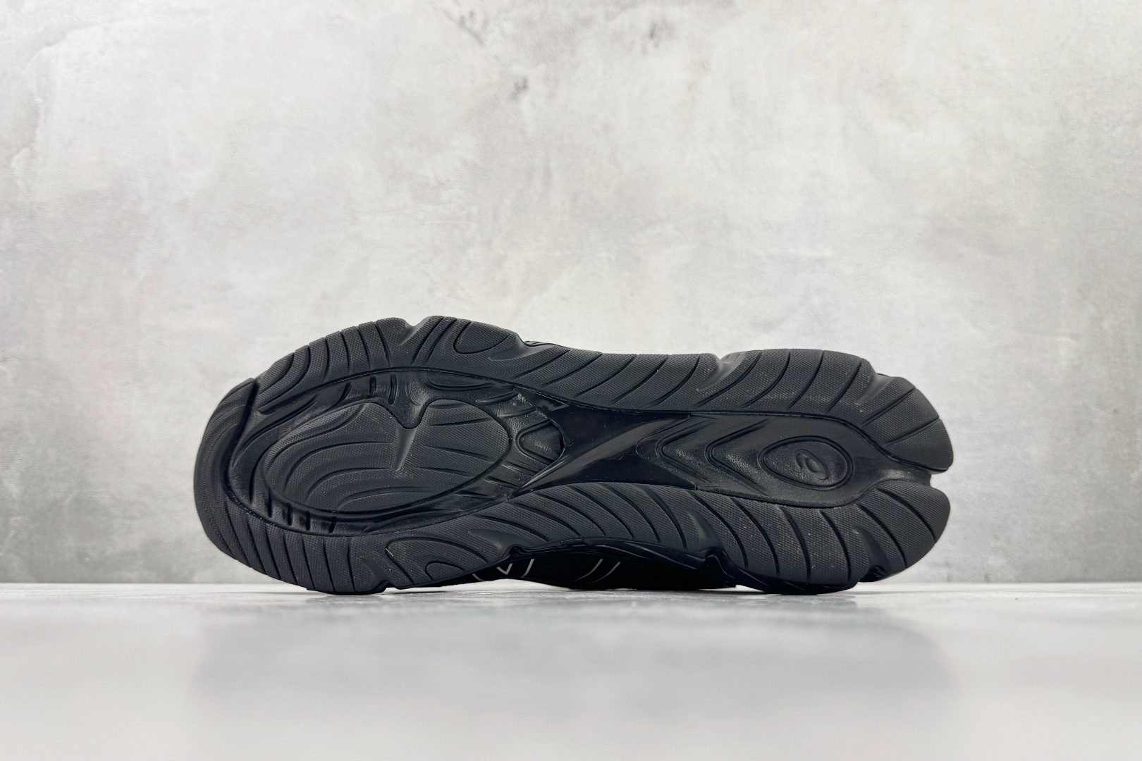 AS 本地💰210
C.P.Company x  Asics Gel-Quantum 360 VIII 黑色

货号：1203A305-001
尺码：36 36.5 37.5 38 38.5 39 40 40.5 41 42 42.5 43 44 44.5 45 
编码: 31