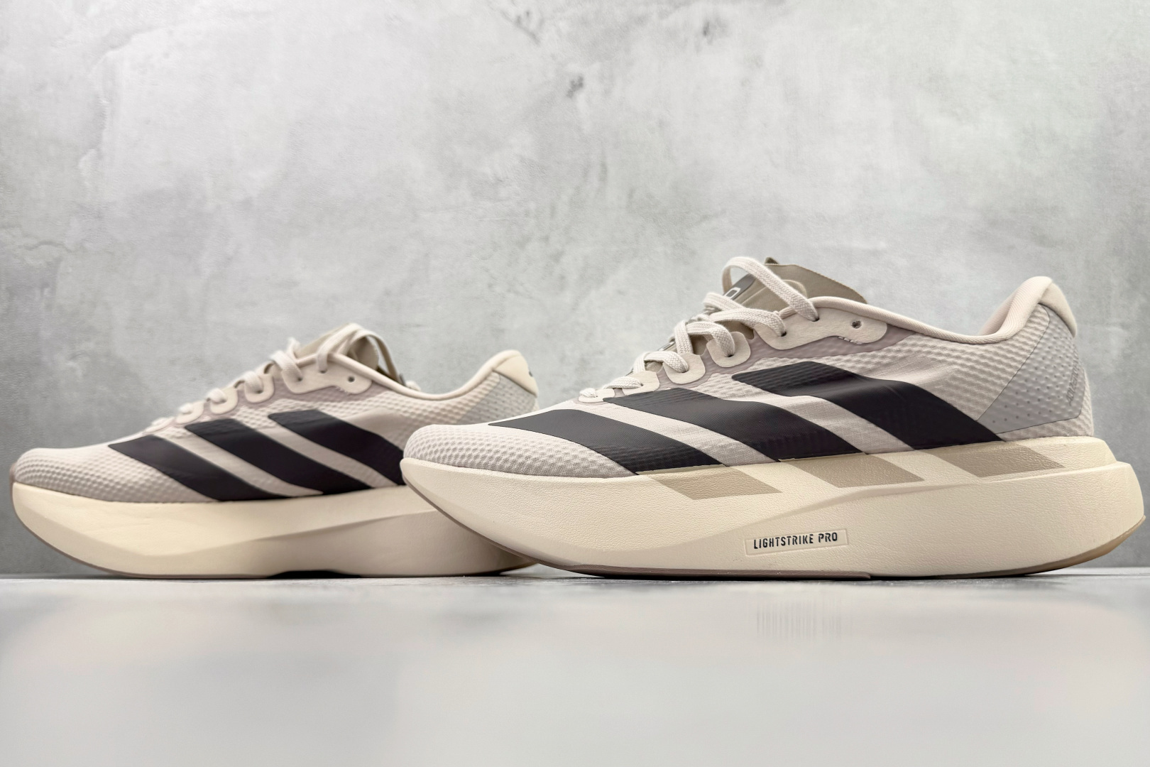 纯原 adidAdizero Evo SL 灰褐 JR2025 纯原 adidAdizero Evo SL 灰褐 JR2025