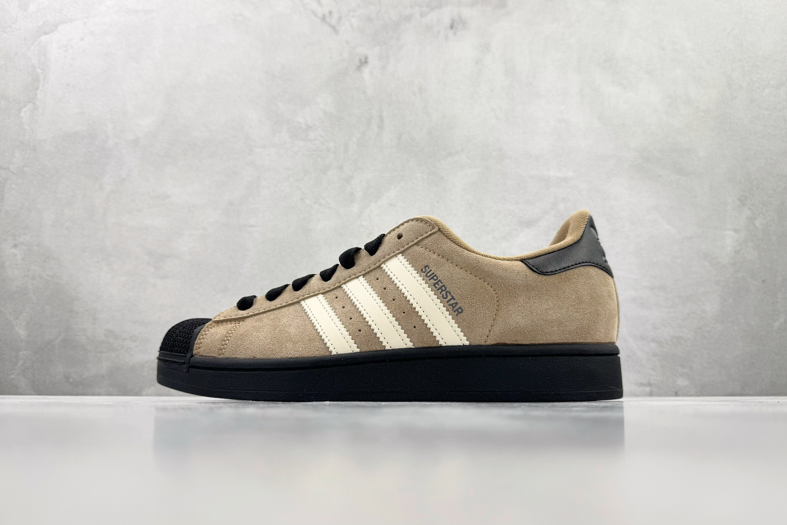 adidoriginals Superstar 2 棕色 JQ3221 adidoriginals Superstar 2 棕色 JQ3221